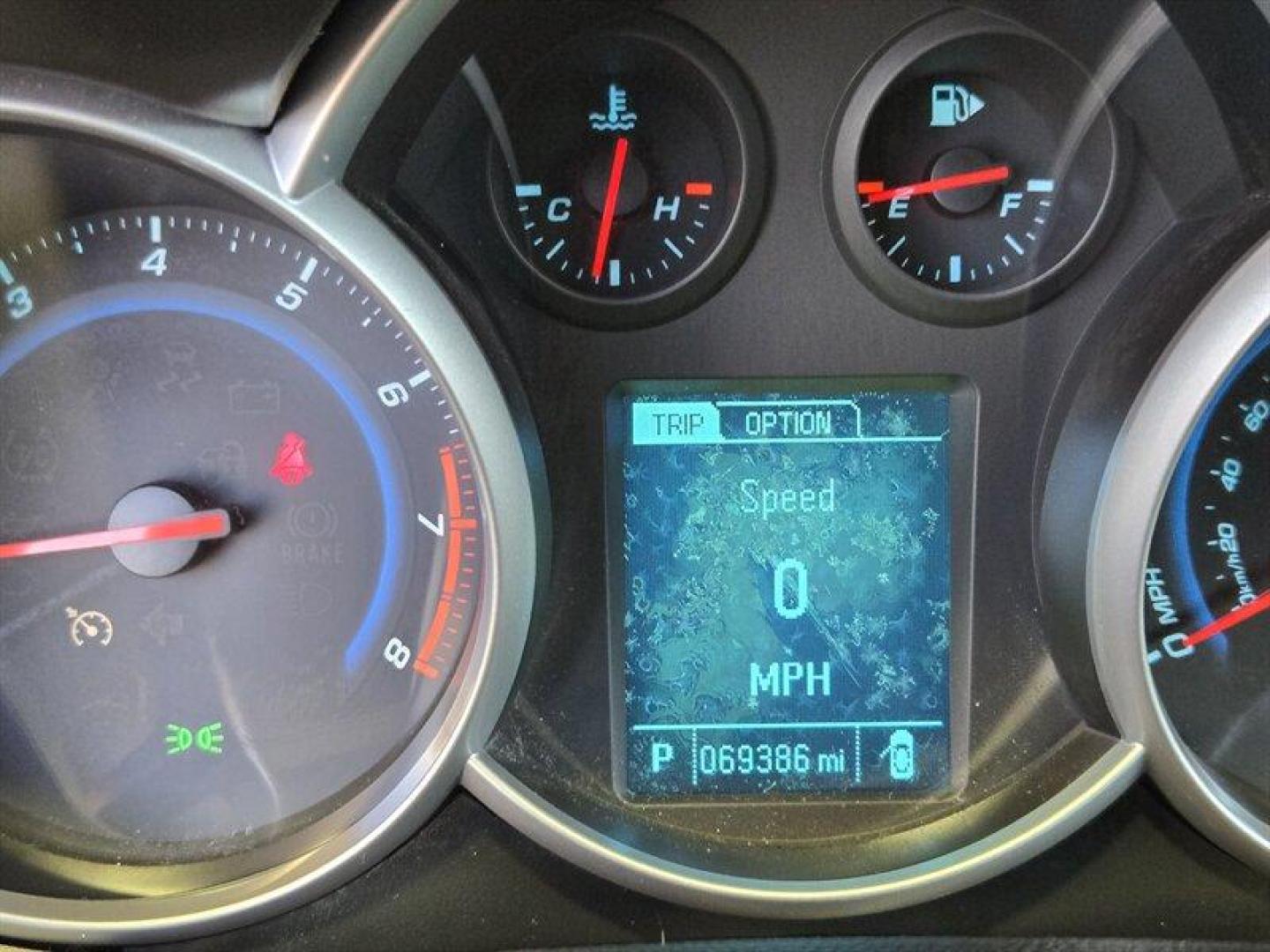 2013 Summit White Chevrolet Cruze 1LT (1G1PC5SB1D7) with an Ecotec 1.4L Turbo I4 138hp 148ft. lbs. engine, Automatic transmission, located at 25355 Eames Street, Channahon, IL, 60410, (815) 467-1807, 41.429108, -88.228432 - Introducing the fantastic 2013 Chevrolet Cruze 1LT Auto! This stylish sedan is equipped with a powerful yet efficient Ecotec 1.4L Turbo I4 engine, delivering a peppy 138hp and 148ft. lbs. of torque. With less than 68,000 miles on the odometer, averaging under 6,000 miles per year, this Cruze is read - Photo#20