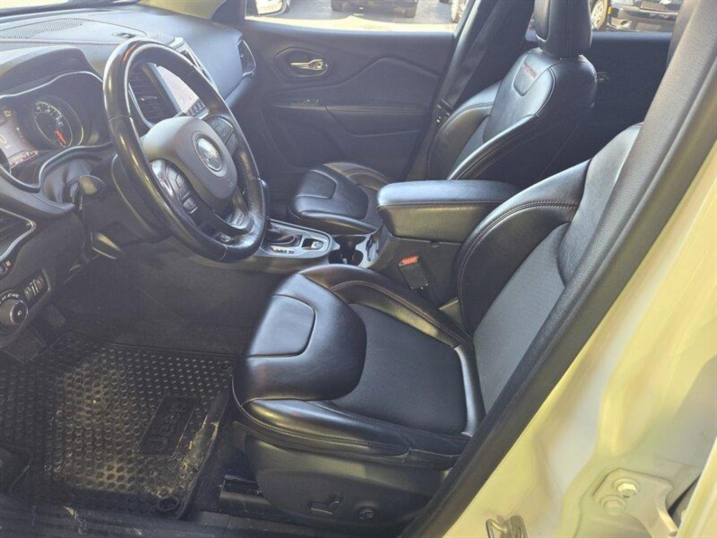 2019 Bright White Clear Coat Jeep Cherokee Trailhawk (1C4PJMBX8KD) with an 3.2L V6 271hp 239ft. lbs. engine, 4WD 9Speed Shiftabl transmission, located at 25355 Eames Street, Channahon, IL, 60410, (815) 467-1807, 41.429108, -88.228432 - Step into adventure with the 2019 Jeep Cherokee Trailhawk. This rugged SUV is equipped with a powerful 3.2L V6 engine, delivering 271hp and 239ft. lbs. of torque for an exhilarating driving experience. The exterior is coated in a striking Bright White Clear Coat, complemented by a sleek Black interi - Photo#13
