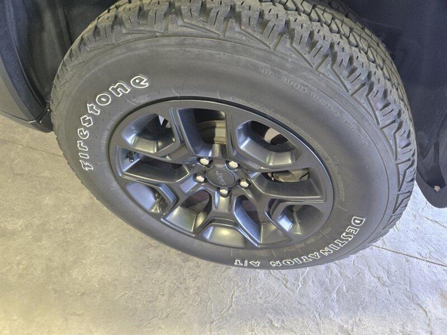 2019 Bright White Clear Coat Jeep Cherokee Trailhawk (1C4PJMBX8KD) with an 3.2L V6 271hp 239ft. lbs. engine, 4WD 9Speed Shiftabl transmission, located at 25355 Eames Street, Channahon, IL, 60410, (815) 467-1807, 41.429108, -88.228432 - Step into adventure with the 2019 Jeep Cherokee Trailhawk. This rugged SUV is equipped with a powerful 3.2L V6 engine, delivering 271hp and 239ft. lbs. of torque for an exhilarating driving experience. The exterior is coated in a striking Bright White Clear Coat, complemented by a sleek Black interi - Photo#31