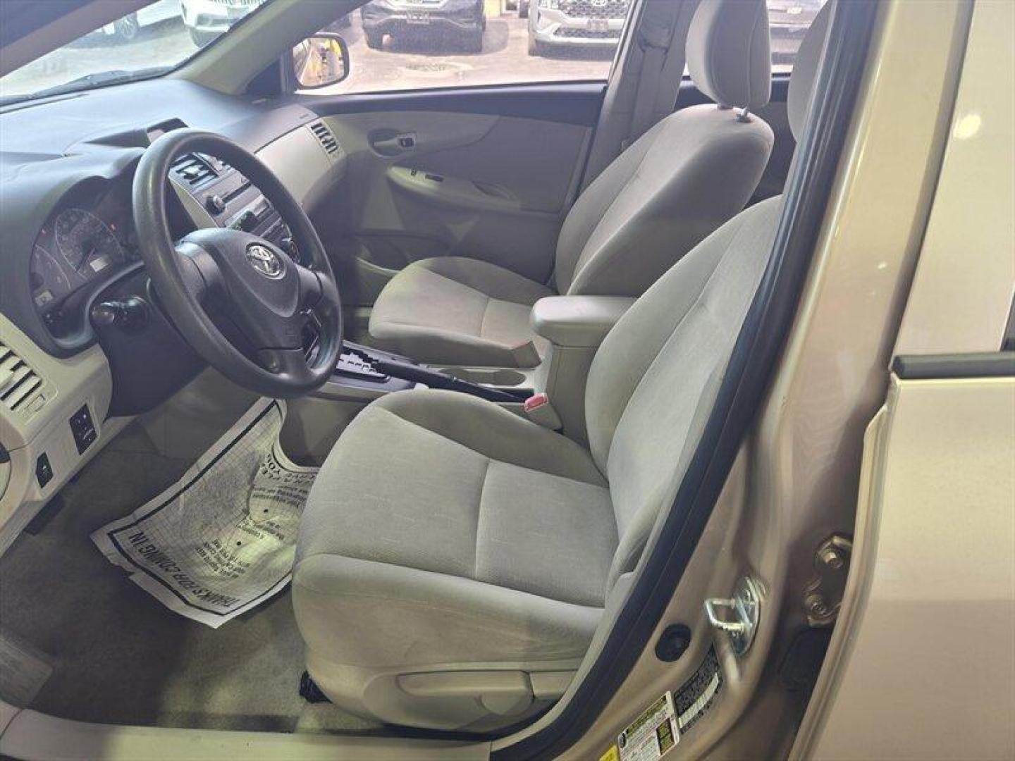 2013 Sandy Beach Metallic Toyota Corolla L (2T1BU4EE0DC) with an 1.8L I4 132hp 128ft. lbs. engine, Automatic transmission, located at 25355 Eames Street, Channahon, IL, 60410, (815) 467-1807, 41.429108, -88.228432 - Photo#13