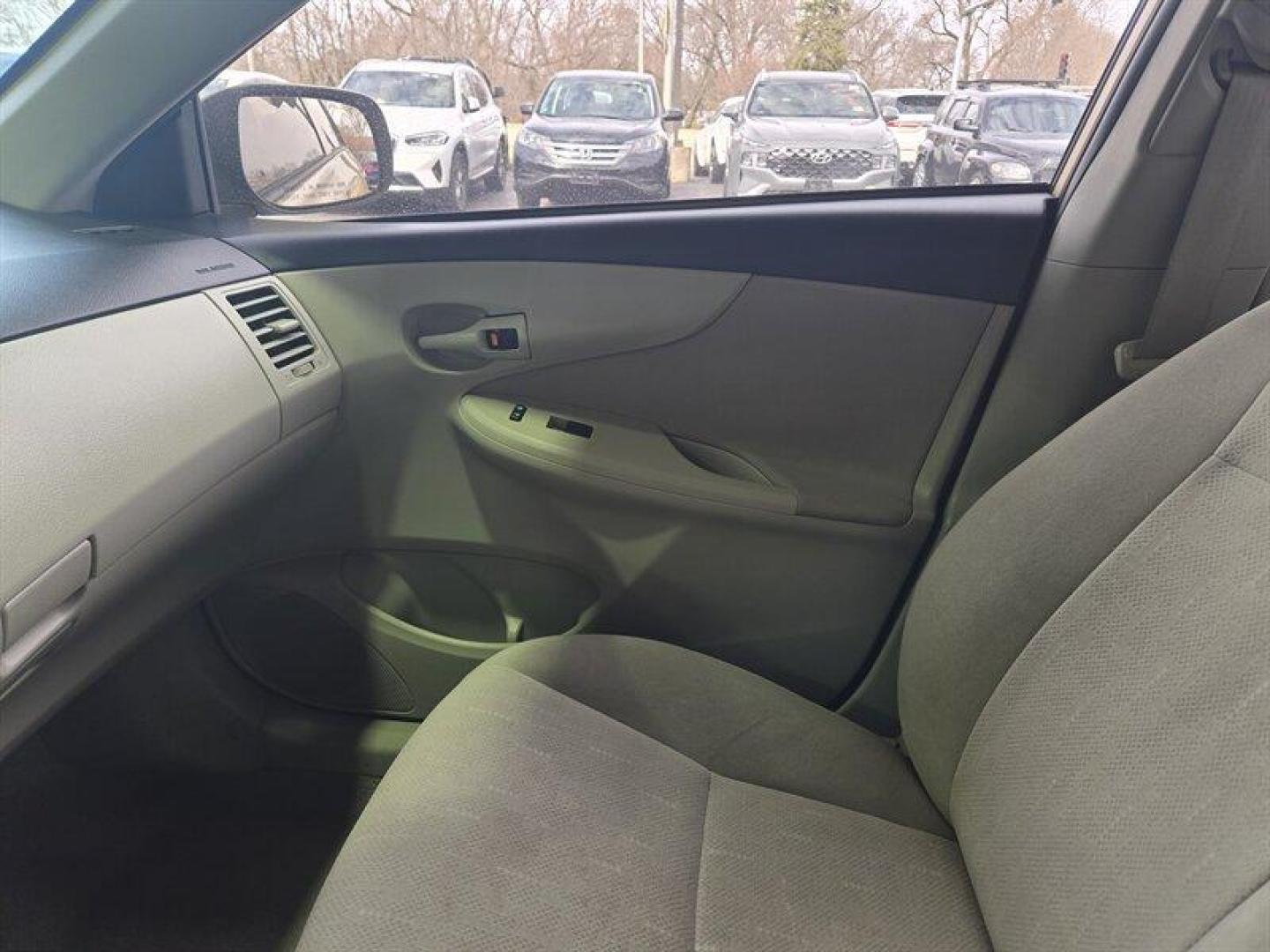 2013 Sandy Beach Metallic Toyota Corolla L (2T1BU4EE0DC) with an 1.8L I4 132hp 128ft. lbs. engine, Automatic transmission, located at 25355 Eames Street, Channahon, IL, 60410, (815) 467-1807, 41.429108, -88.228432 - Photo#16