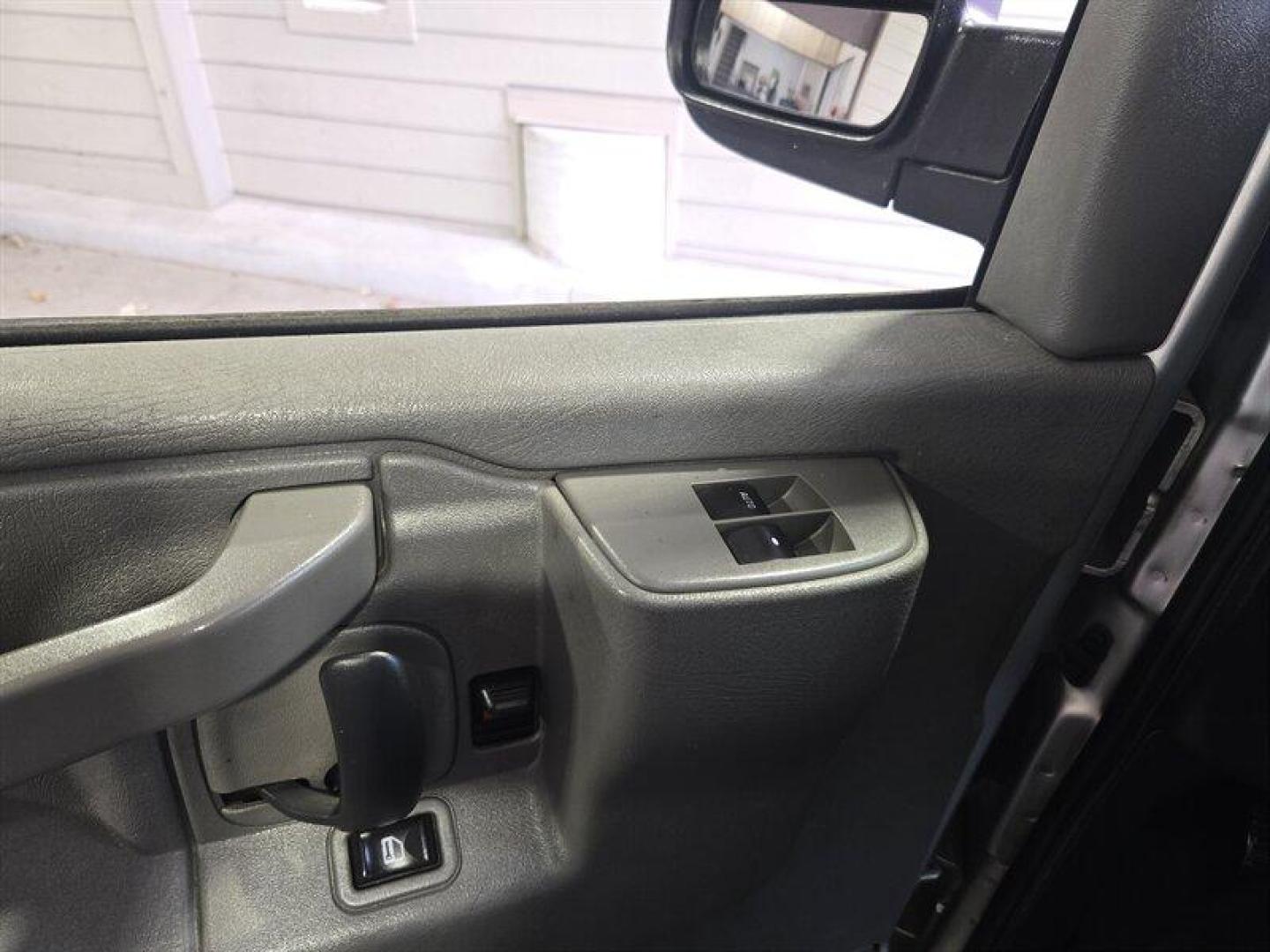 2017 Silver Ice Metallic Chevrolet Express Work Van Cargo (1GCWGAFF5H1) with an Vortec 4.8L V8 285hp 295ft. lbs. engine, 6-Speed Shiftable Au transmission, located at 25355 Eames Street, Channahon, IL, 60410, (815) 467-1807, 41.429108, -88.228432 - Photo#16