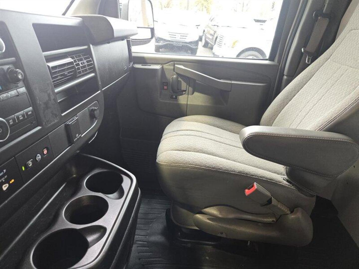 2017 Silver Ice Metallic Chevrolet Express Work Van Cargo (1GCWGAFF5H1) with an Vortec 4.8L V8 285hp 295ft. lbs. engine, 6-Speed Shiftable Au transmission, located at 25355 Eames Street, Channahon, IL, 60410, (815) 467-1807, 41.429108, -88.228432 - Photo#24