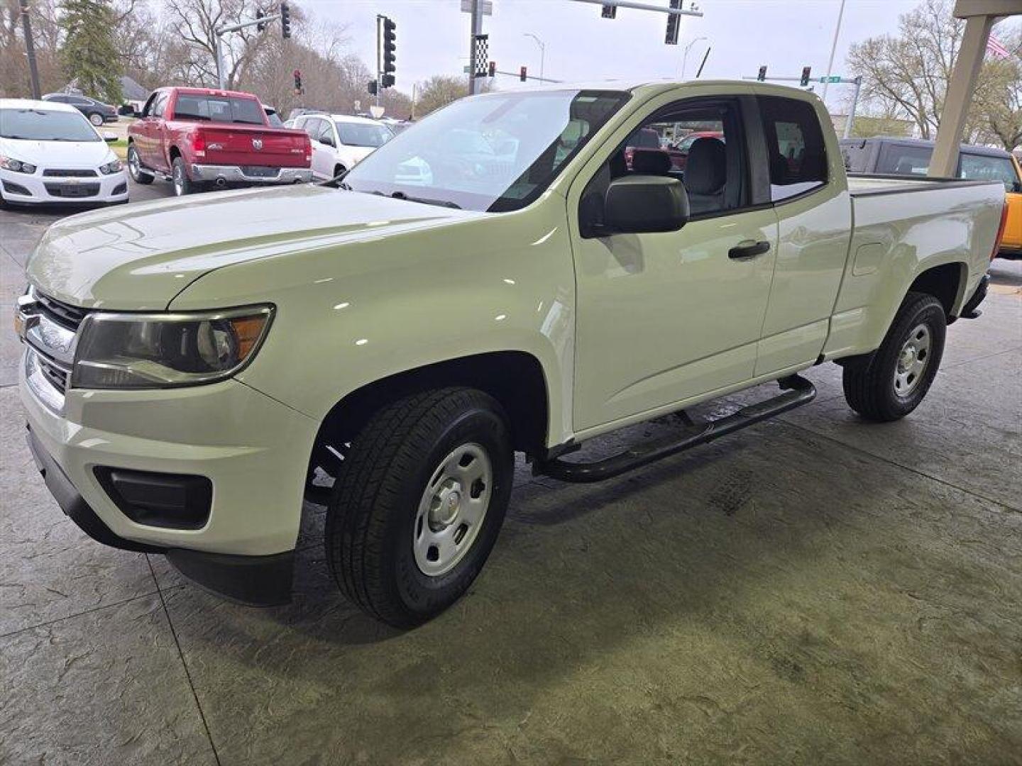 2020 Summit White Chevrolet Colorado Work Truck (1GCHSBEA1L1) with an 2.5L I4 200hp 191ft. lbs. engine, Automatic transmission, located at 25355 Eames Street, Channahon, IL, 60410, (815) 467-1807, 41.429108, -88.228432 - Introducing the 2020 Chevrolet Colorado Work Truck, a reliable and efficient companion for all your on-the-go needs! Powered by a robust 2.5L I4 engine delivering 200hp and 191ft. lbs. of torque, this truck is ready to tackle any task with ease. Straight from the factory, this Colorado Work Truck c - Photo#11