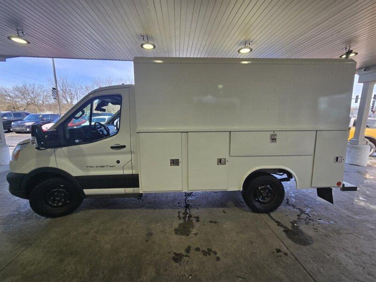 2020 White Ford Transit (1FDBW5P8XLK) with an 3.5L Flex Fuel V6 275hp 262ft. lbs. engine, 10-Speed Shiftable A transmission, located at 25355 Eames Street, Channahon, IL, 60410, (815) 467-1807, 41.429108, -88.228432 - Photo#10