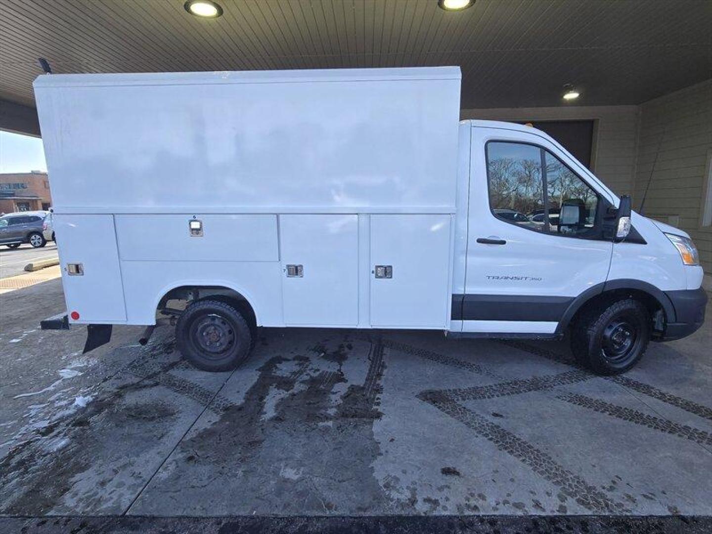 2020 White Ford Transit (1FDBW5P8XLK) with an 3.5L Flex Fuel V6 275hp 262ft. lbs. engine, 10-Speed Shiftable A transmission, located at 25355 Eames Street, Channahon, IL, 60410, (815) 467-1807, 41.429108, -88.228432 - Photo#2