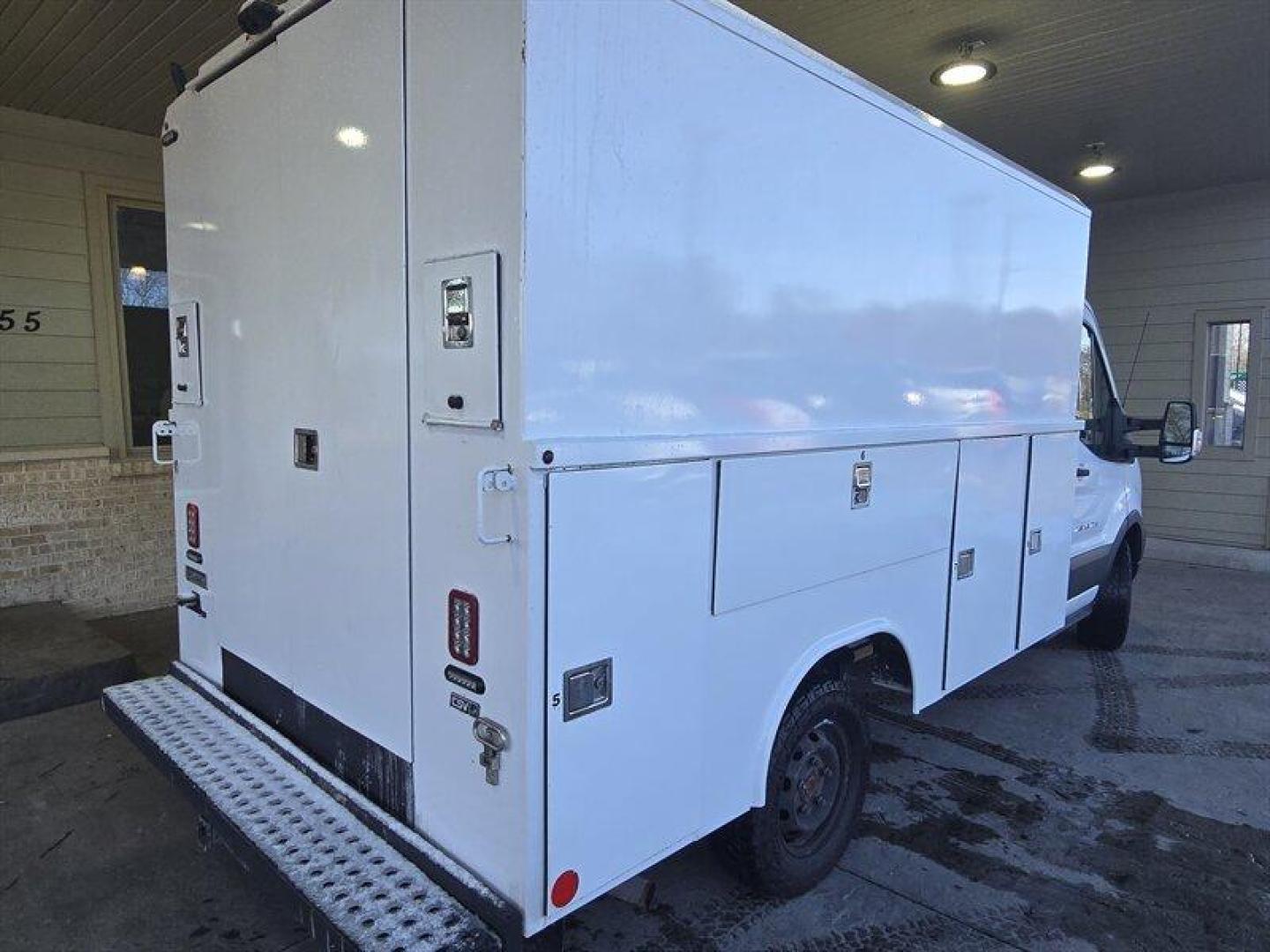 2020 White Ford Transit (1FDBW5P8XLK) with an 3.5L Flex Fuel V6 275hp 262ft. lbs. engine, 10-Speed Shiftable A transmission, located at 25355 Eames Street, Channahon, IL, 60410, (815) 467-1807, 41.429108, -88.228432 - Photo#4