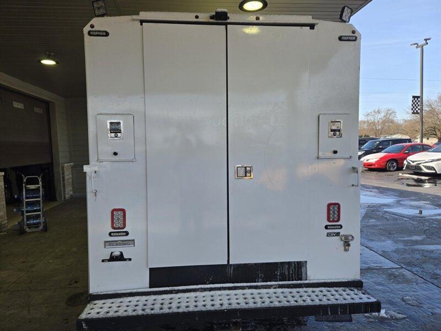 2020 White Ford Transit (1FDBW5P8XLK) with an 3.5L Flex Fuel V6 275hp 262ft. lbs. engine, 10-Speed Shiftable A transmission, located at 25355 Eames Street, Channahon, IL, 60410, (815) 467-1807, 41.429108, -88.228432 - Photo#7
