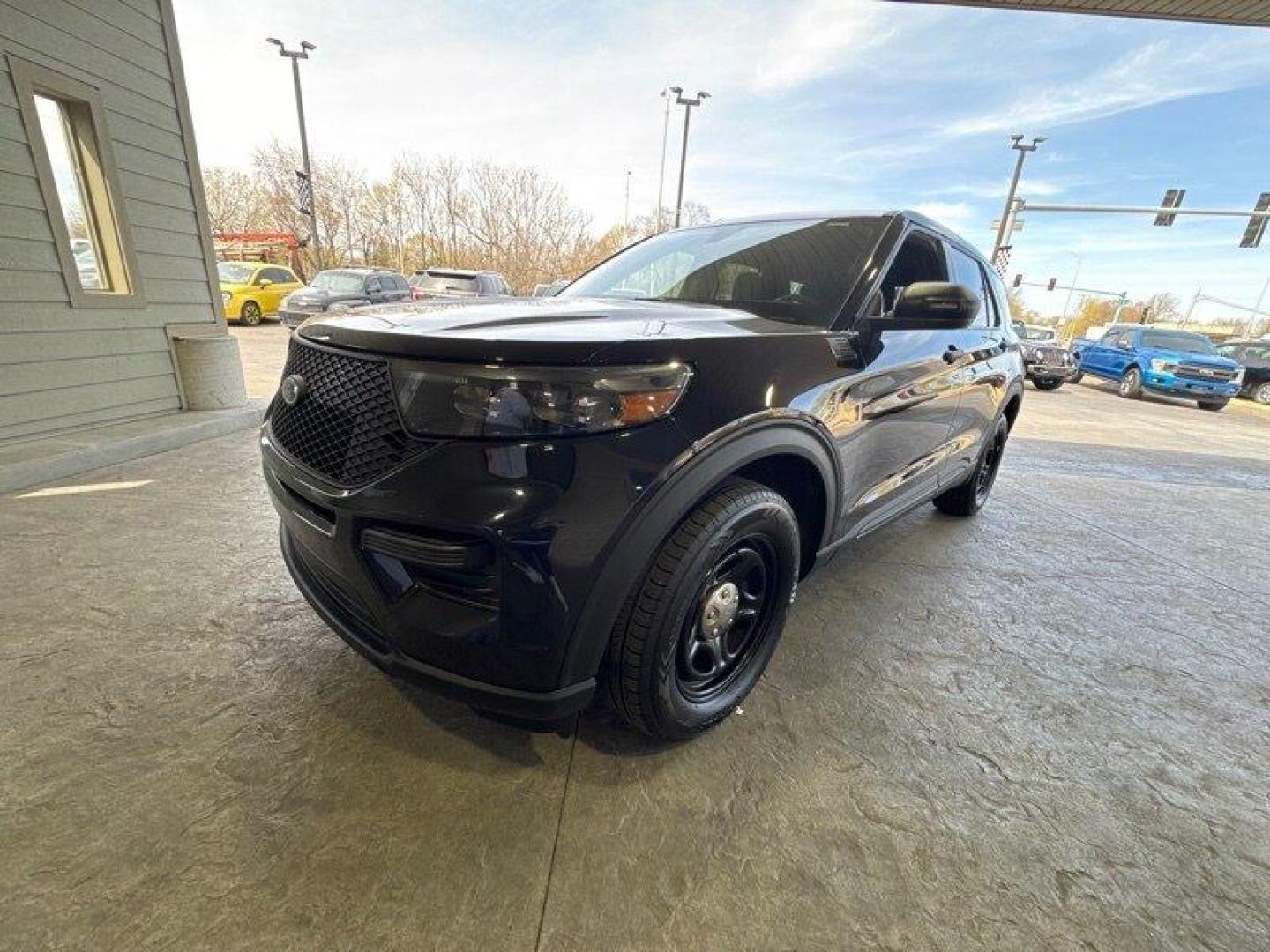 2023 Agate Black Ford Explorer (1FM5K8AB4PG) with an 3.3L Flex Fuel V6 285hp 260ft. lbs. engine, Automatic transmission, located at 25355 Eames Street, Channahon, IL, 60410, (815) 467-1807, 41.429108, -88.228432 - Photo#7