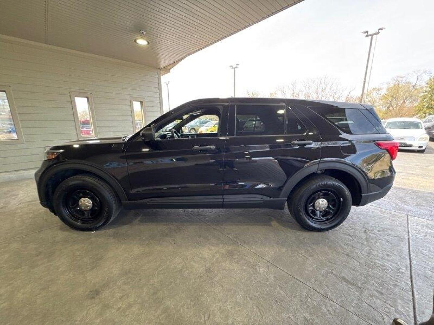 2023 Agate Black Ford Explorer (1FM5K8AB4PG) with an 3.3L Flex Fuel V6 285hp 260ft. lbs. engine, Automatic transmission, located at 25355 Eames Street, Channahon, IL, 60410, (815) 467-1807, 41.429108, -88.228432 - Photo#6