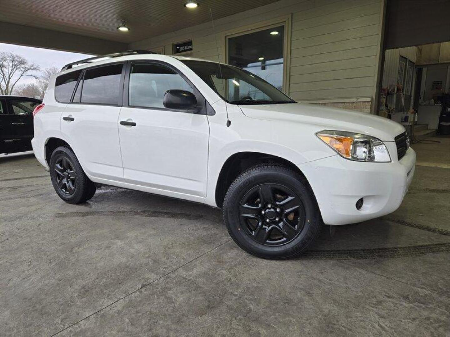 2008 Super White Toyota RAV4 (JTMBD33V085) with an 2.4L I4 166hp 165ft. lbs. engine, Automatic transmission, located at 25355 Eames Street, Channahon, IL, 60410, (815) 467-1807, 41.429108, -88.228432 - Photo#0
