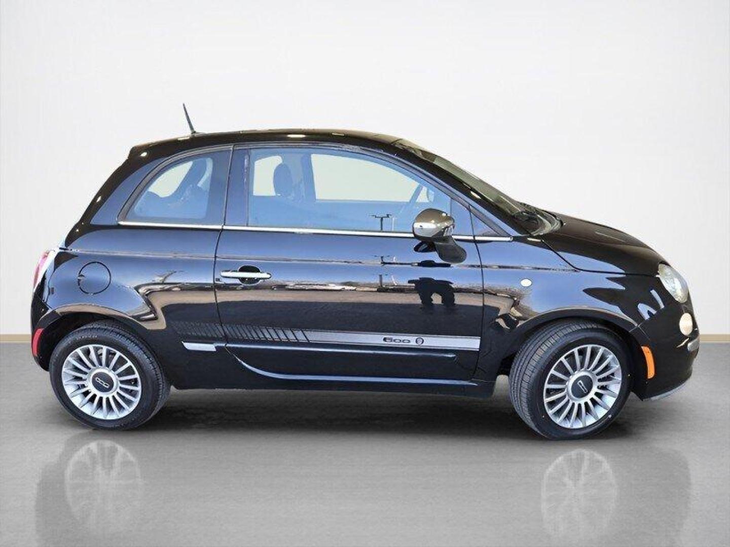 2013 Nero FIAT 500 Lounge (3C3CFFCR8DT) with an 1.4L I4 101hp 98ft. lbs. engine, Automatic transmission, located at 25355 Eames Street, Channahon, IL, 60410, (815) 467-1807, 41.429108, -88.228432 - Introducing the stylish and fun 2013 FIAT 500 Lounge! This compact car packs a punch with its efficient 1.4L I4 engine, delivering a peppy 101hp and 98ft. lbs. of torque. With a mere 18,000 miles on the odometer, this beauty has been gently driven, averaging less than 2,000 miles per year! Get read - Photo#1