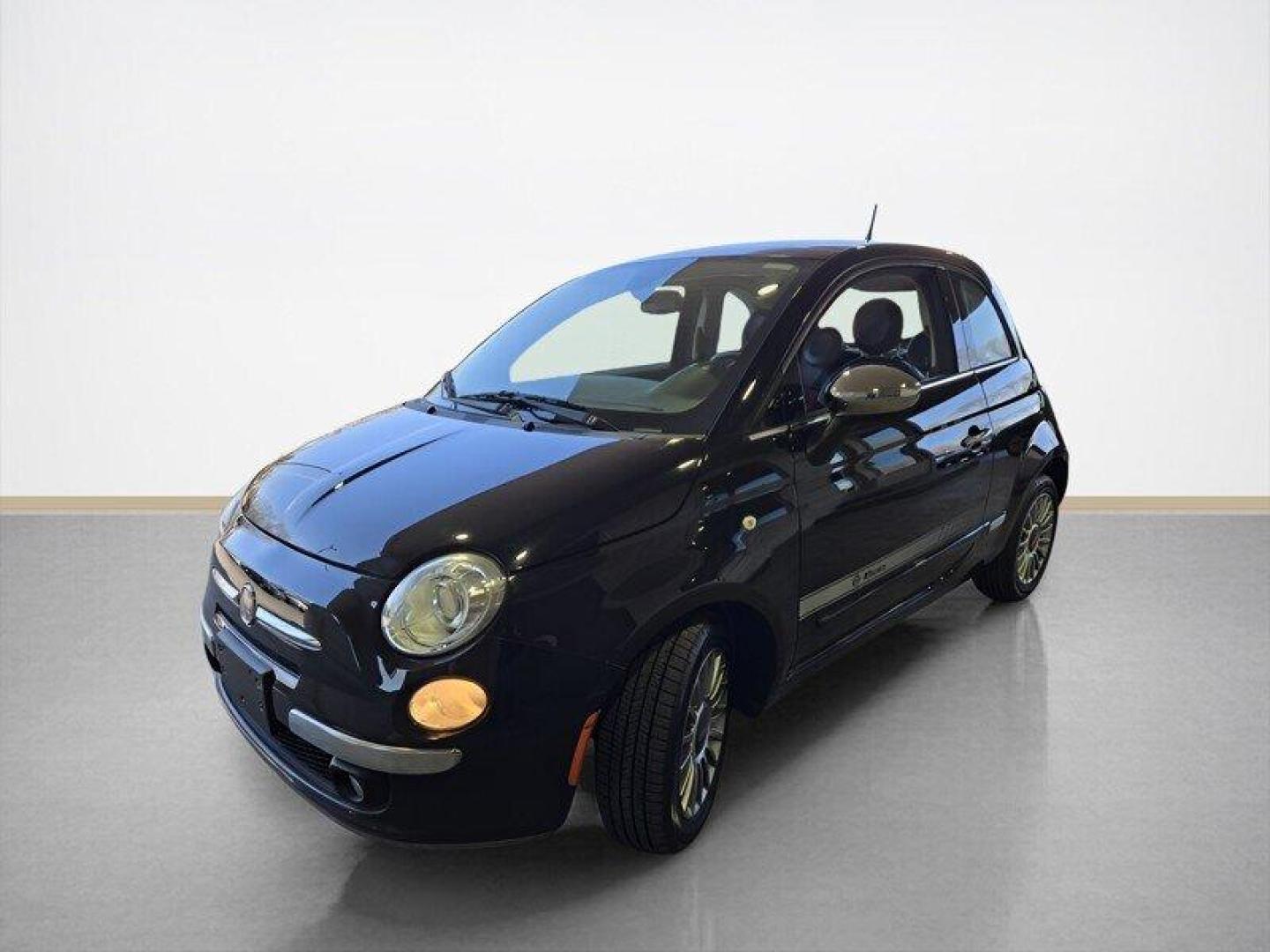 2013 Nero FIAT 500 Lounge (3C3CFFCR8DT) with an 1.4L I4 101hp 98ft. lbs. engine, Automatic transmission, located at 25355 Eames Street, Channahon, IL, 60410, (815) 467-1807, 41.429108, -88.228432 - Introducing the stylish and fun 2013 FIAT 500 Lounge! This compact car packs a punch with its efficient 1.4L I4 engine, delivering a peppy 101hp and 98ft. lbs. of torque. With a mere 18,000 miles on the odometer, this beauty has been gently driven, averaging less than 2,000 miles per year! Get read - Photo#6