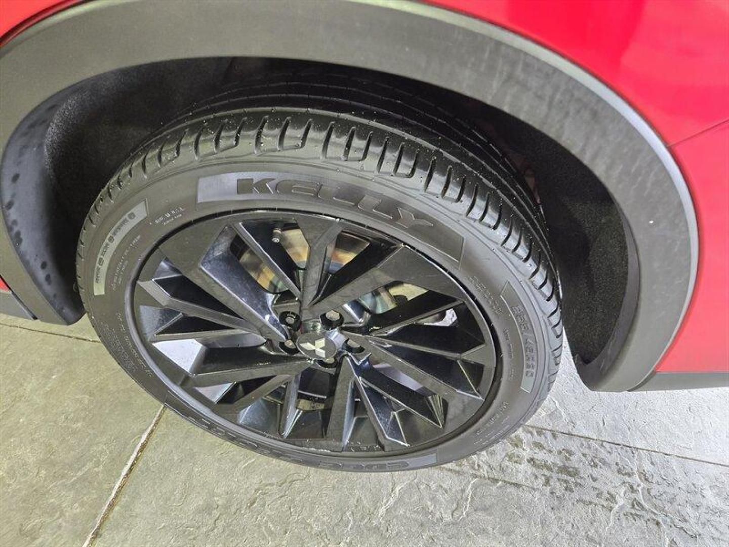 2022 Red Diamond Mitsubishi Outlander SE Launch Edition (JA4J4UA83NZ) with an 2.5L I4 181hp 181ft. lbs. engine, 8-Speed Shiftable CV transmission, located at 25355 Eames Street, Channahon, IL, 60410, (815) 467-1807, 41.429108, -88.228432 - Photo#15