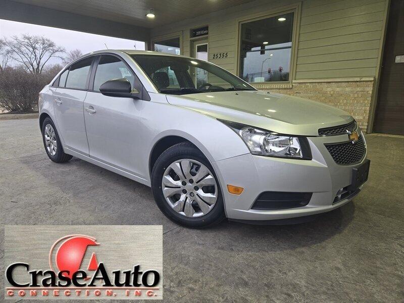 photo of 2014 Chevrolet Cruze LS Manual 