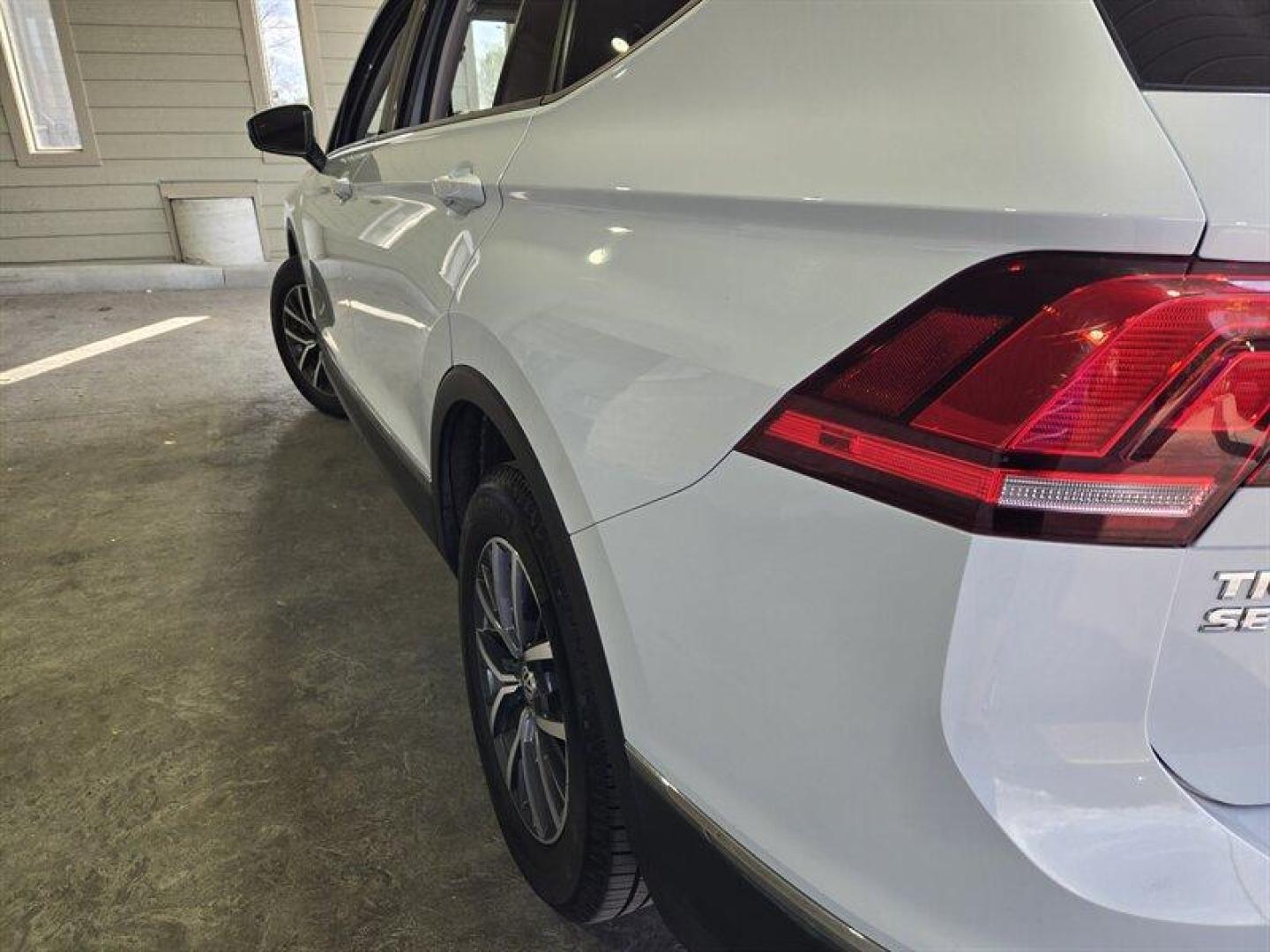2018 Platinum Gray Metallic Volkswagen Tiguan 2.0T SE 4Motion (3VV2B7AX6JM) with an 2.0L Turbo I4 184hp 221ft. lbs. engine, TipTronic transmission, located at 25355 Eames Street, Channahon, IL, 60410, (815) 467-1807, 41.429108, -88.228432 - Introducing the sleek and stylish 2018 Volkswagen Tiguan 2.0T SE 4Motion in Platinum Gray Metallic with a luxurious Golden Oak/Black interior. This beauty is powered by a robust 2.0L Turbo I4 engine that delivers 184hp and 221ft. lbs. of torque, providing a dynamic driving experience. Let's talk ab - Photo#10