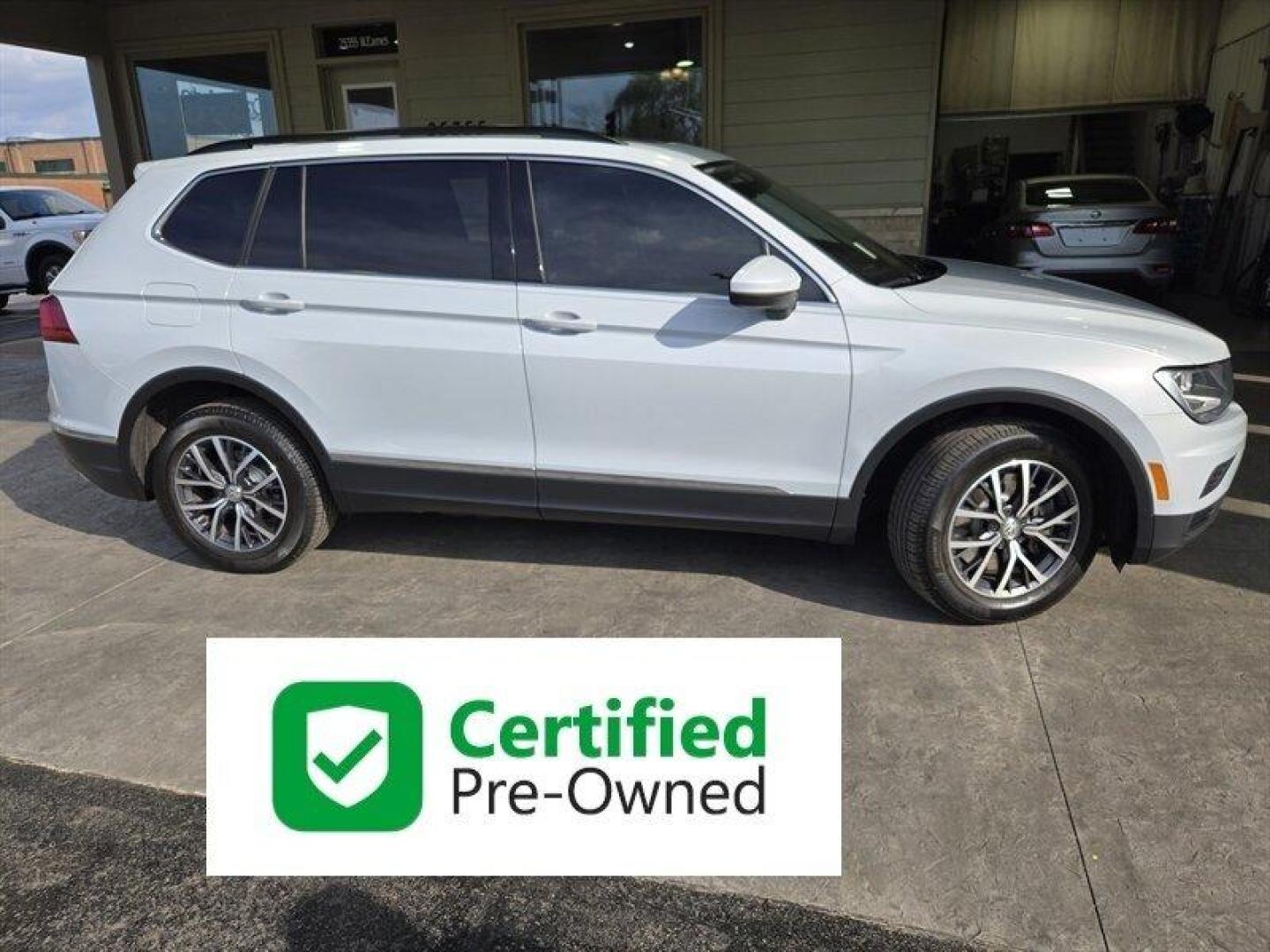 2018 Platinum Gray Metallic Volkswagen Tiguan 2.0T SE 4Motion (3VV2B7AX6JM) with an 2.0L Turbo I4 184hp 221ft. lbs. engine, TipTronic transmission, located at 25355 Eames Street, Channahon, IL, 60410, (815) 467-1807, 41.429108, -88.228432 - Introducing the sleek and stylish 2018 Volkswagen Tiguan 2.0T SE 4Motion in Platinum Gray Metallic with a luxurious Golden Oak/Black interior. This beauty is powered by a robust 2.0L Turbo I4 engine that delivers 184hp and 221ft. lbs. of torque, providing a dynamic driving experience. Let's talk ab - Photo#2