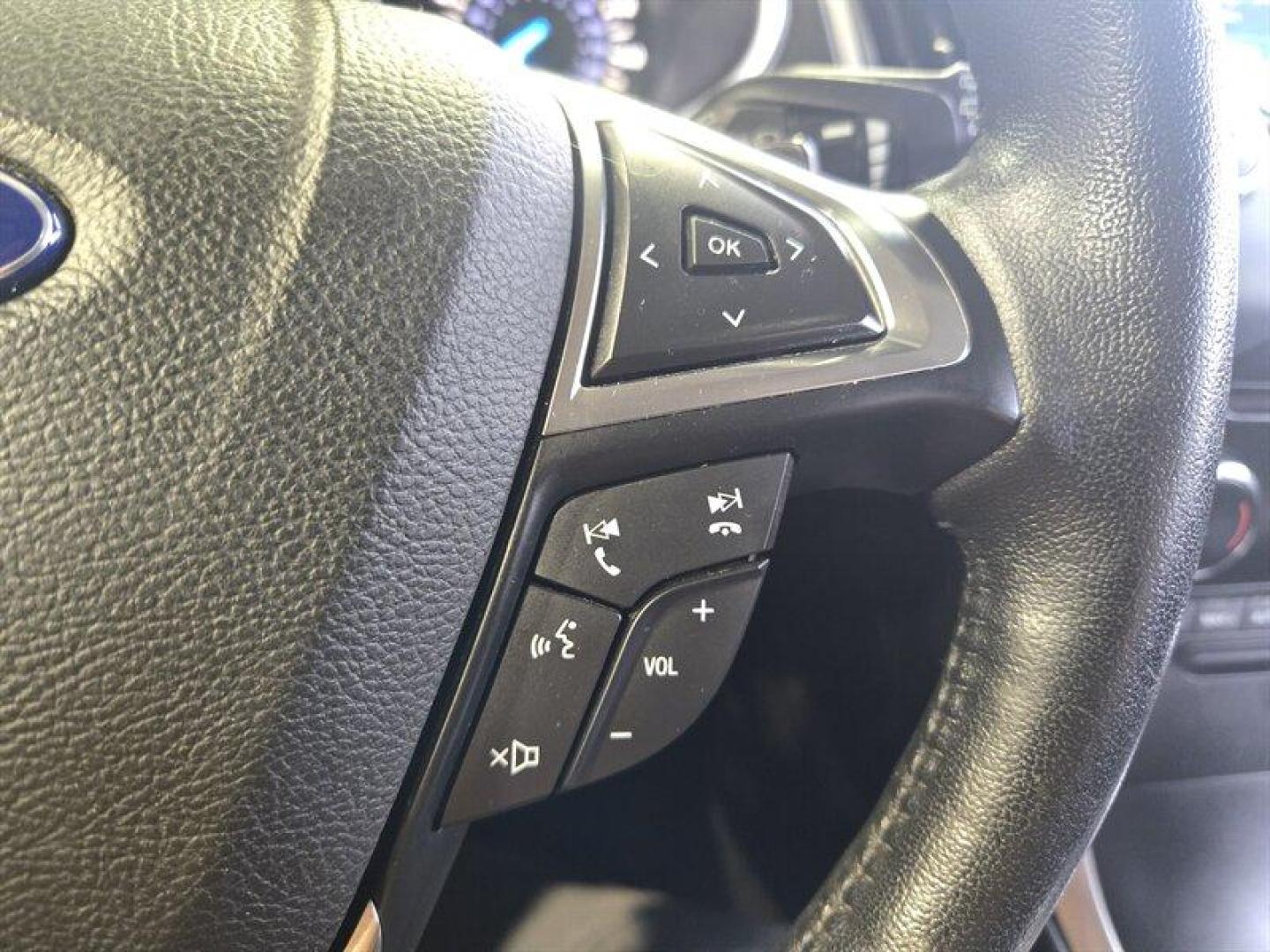 2017 White Gold Ford Edge SEL (2FMPK3J91HB) with an EcoBoost 2.0L Turbo I4 245hp 275ft. lbs. engine, Automatic transmission, located at 25355 Eames Street, Channahon, IL, 60410, (815) 467-1807, 41.429108, -88.228432 - Introducing the sophisticated and reliable 2017 Ford Edge SEL in a stunning White Gold exterior with a luxurious Dune interior. This SUV is equipped with a powerful EcoBoost 2.0L Turbo I4 engine producing 245hp and 275ft. lbs. of torque, providing a perfect blend of performance and efficiency. With - Photo#26