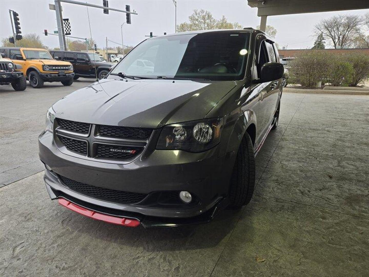 2019 Granite Pearl Coat Dodge Grand Caravan GT (2C4RDGEG4KR) with an Pentastar 3.6L Flex Fuel V6 283hp 260ft. lbs. engine, Automatic transmission, located at 25355 Eames Street, Channahon, IL, 60410, (815) 467-1807, 41.429108, -88.228432 - ** VAN HAS A FLOWMASTER SINGLE CHAMBER EXHAUST, UPGRADED RADIO AND SPEAKERS INCLUDING TWEETERS. ** Introducing the majestic 2019 Dodge Grand Caravan GT, a true marvel on wheels. Behold the power of the Pentastar 3.6L Flex Fuel V6 engine, delivering a commanding 283hp and 260ft. lbs. of torque to con - Photo#8