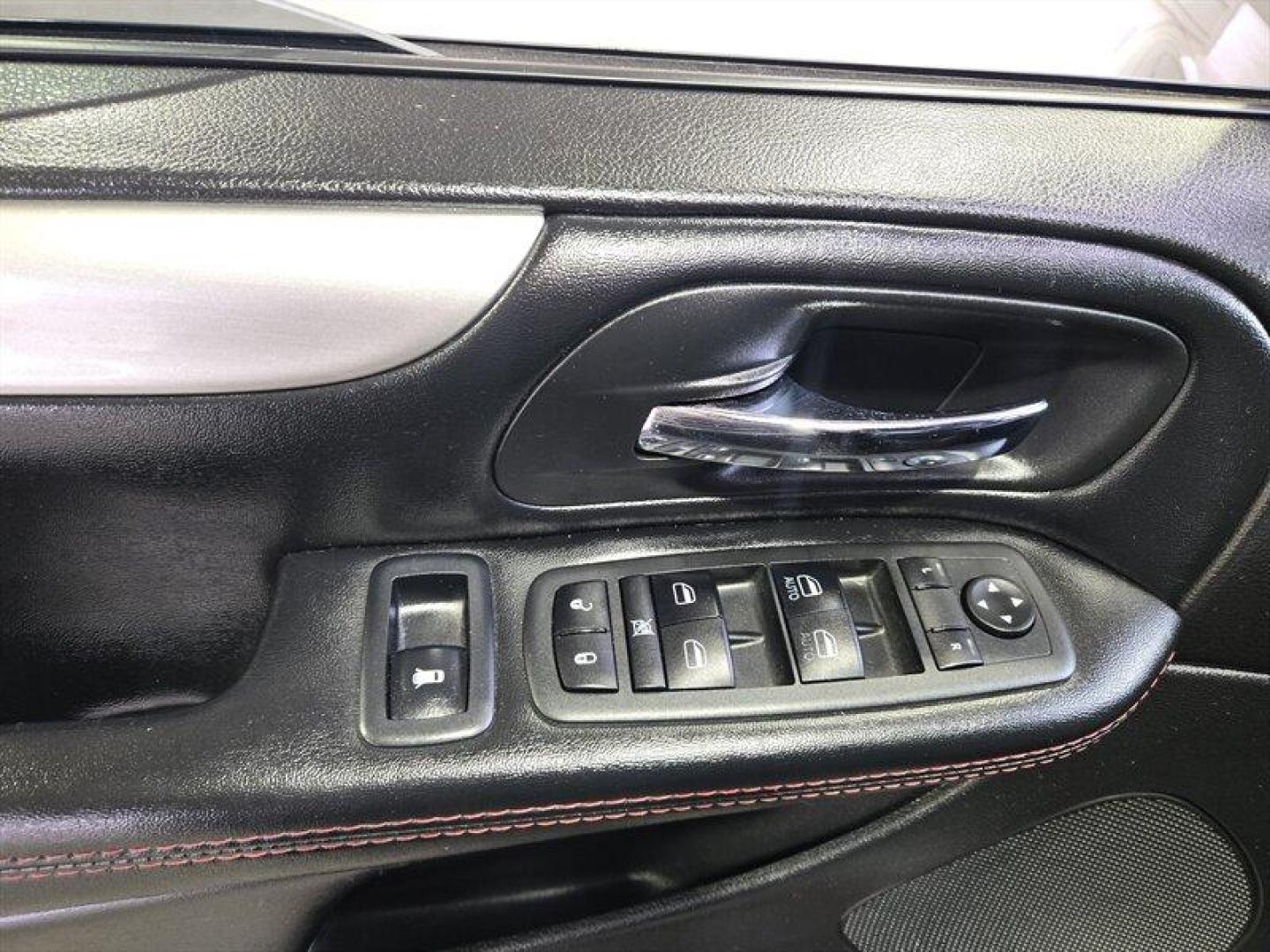 2019 Granite Pearl Coat Dodge Grand Caravan GT (2C4RDGEG4KR) with an Pentastar 3.6L Flex Fuel V6 283hp 260ft. lbs. engine, Automatic transmission, located at 25355 Eames Street, Channahon, IL, 60410, (815) 467-1807, 41.429108, -88.228432 - ** VAN HAS A FLOWMASTER SINGLE CHAMBER EXHAUST, UPGRADED RADIO AND SPEAKERS INCLUDING TWEETERS. ** Introducing the majestic 2019 Dodge Grand Caravan GT, a true marvel on wheels. Behold the power of the Pentastar 3.6L Flex Fuel V6 engine, delivering a commanding 283hp and 260ft. lbs. of torque to con - Photo#20