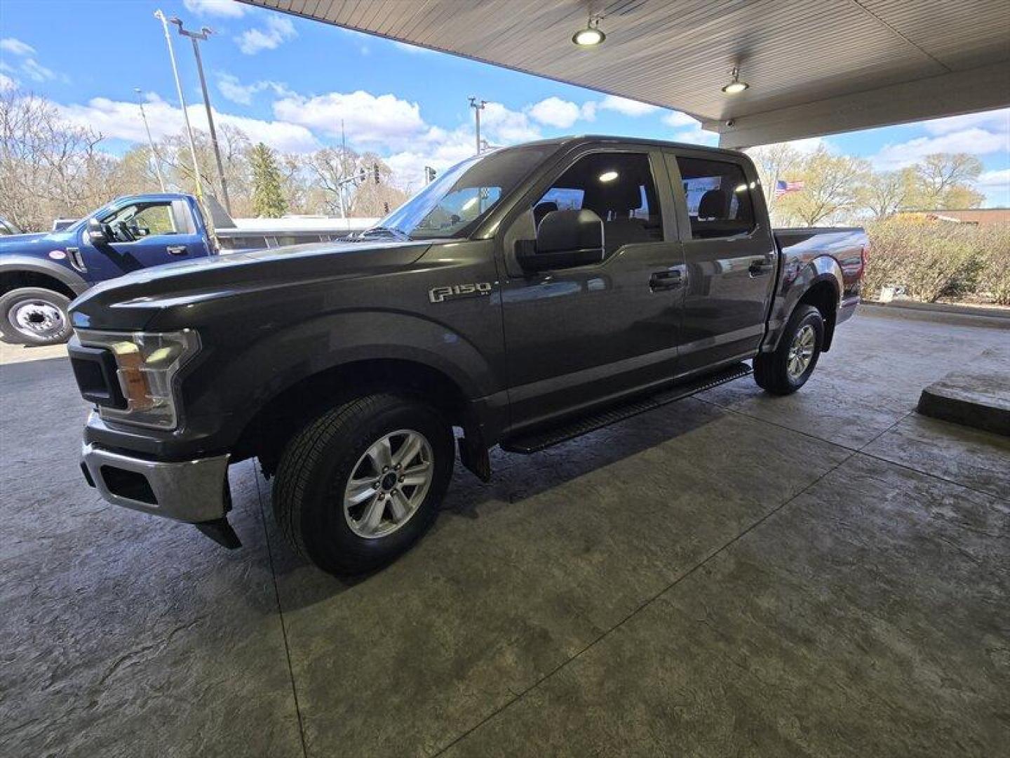 2019 Stone Gray Ford F-150 XL (1FTEW1EP4KK) with an EcoBoost 2.7L Twin Turbo V6 325hp 400ft. lbs. engine, Automatic transmission, located at 25355 Eames Street, Channahon, IL, 60410, (815) 467-1807, 41.429108, -88.228432 - Introducing the 2019 Ford F-150 XL - the truck that's as tough as your morning coffee! This beast is equipped with a mighty EcoBoost 2.7L Twin Turbo V6 engine that delivers a whopping 325 horsepower and 400 ft. lbs. of torque. So, whether you're hauling heavy loads or racing to get the last slice of - Photo#7