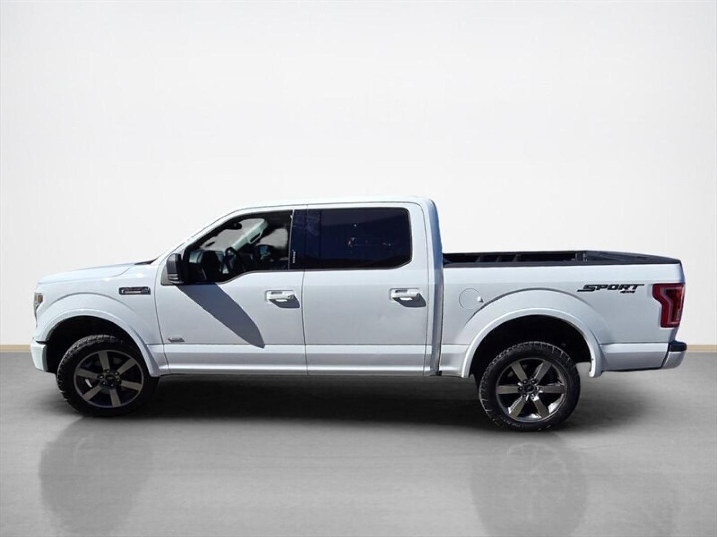 2016 Oxford White Ford F-150 XLT (1FTEW1EG8GF) with an 3.5 engine, Automatic transmission, located at 25355 Eames Street, Channahon, IL, 60410, (815) 467-1807, 41.429108, -88.228432 - This 2016 Ford F-150 XLT is equipped with a 3.5-liter V6 engine, delivering a balanced combination of power and efficiency. The exterior features a clean Oxford White finish, complemented by a Medium Earth Gray interior that provides a comfortable and practical cabin environment. Factory default f- Photo#6