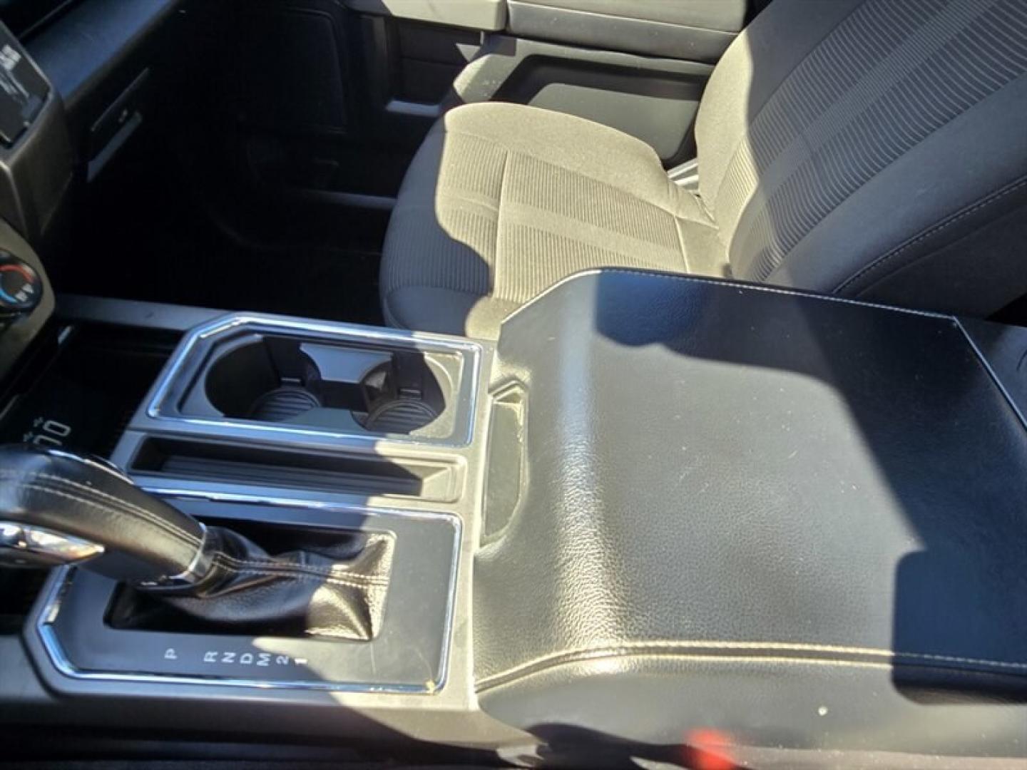 2016 Oxford White Ford F-150 XLT (1FTEW1EG8GF) with an 3.5 engine, Automatic transmission, located at 25355 Eames Street, Channahon, IL, 60410, (815) 467-1807, 41.429108, -88.228432 - This 2016 Ford F-150 XLT is equipped with a 3.5-liter V6 engine, delivering a balanced combination of power and efficiency. The exterior features a clean Oxford White finish, complemented by a Medium Earth Gray interior that provides a comfortable and practical cabin environment. Factory default f- Photo#24