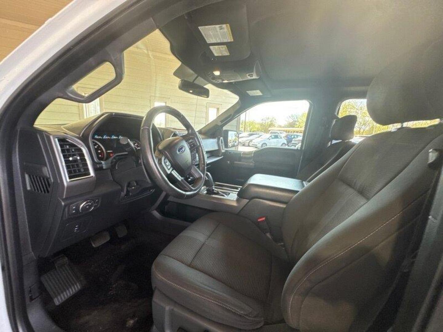 2016 Oxford White Ford F-150 XLT (1FTEW1EG8GF) with an EcoBoost 3.5L Twin Turbo V6 365hp 420ft. lbs. engine, 6Speed Shiftable Au transmission, located at 25355 Eames Street, Channahon, IL, 60410, (815) 467-1807, 41.429108, -88.228432 - Photo#16