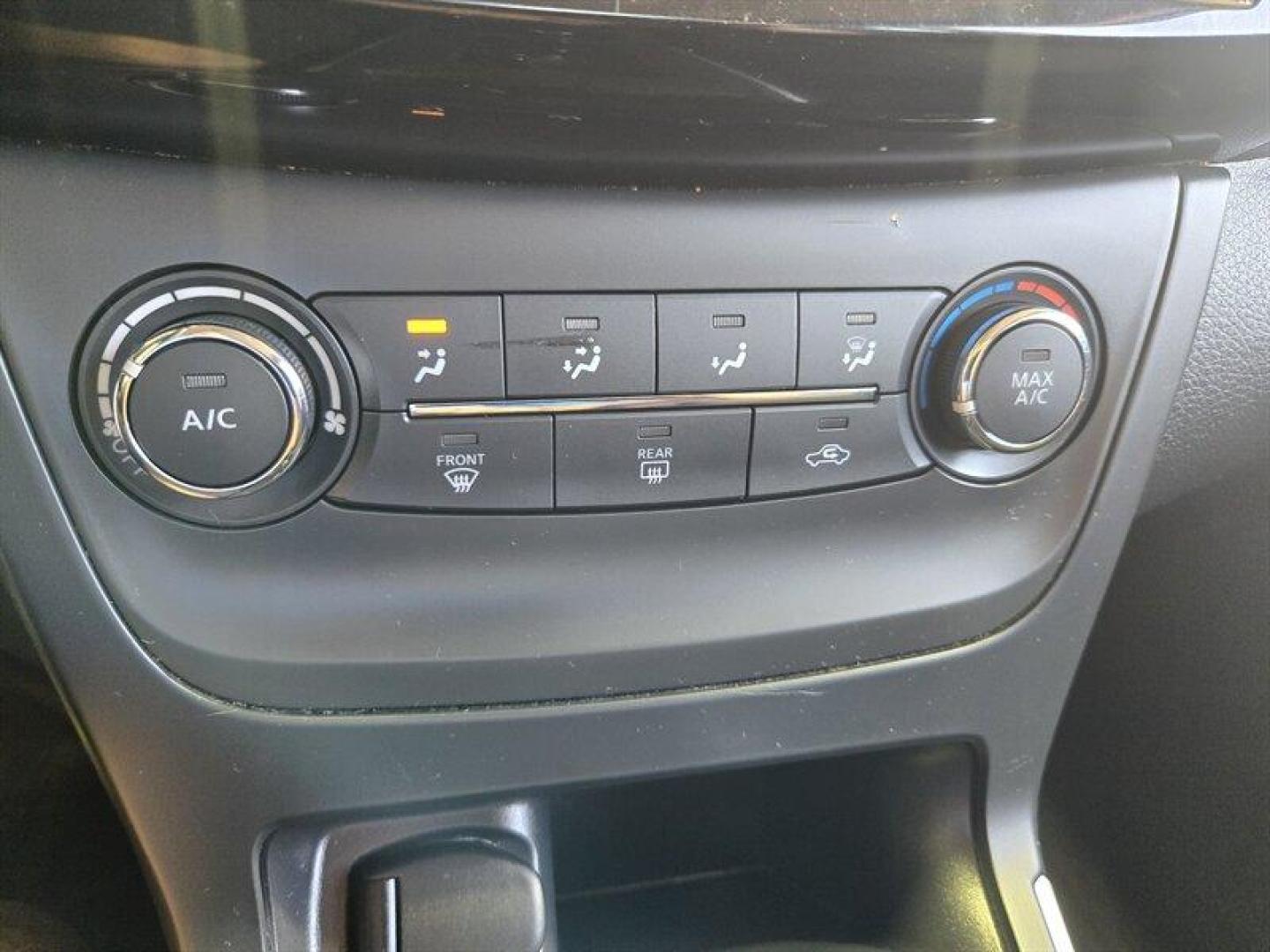 2019 Brilliant Silver Metallic Nissan Sentra S (3N1AB7AP3KY) with an 1.8L I4 124hp 125ft. lbs. engine, Automatic transmission, located at 25355 Eames Street, Channahon, IL, 60410, (815) 467-1807, 41.429108, -88.228432 - Photo#19
