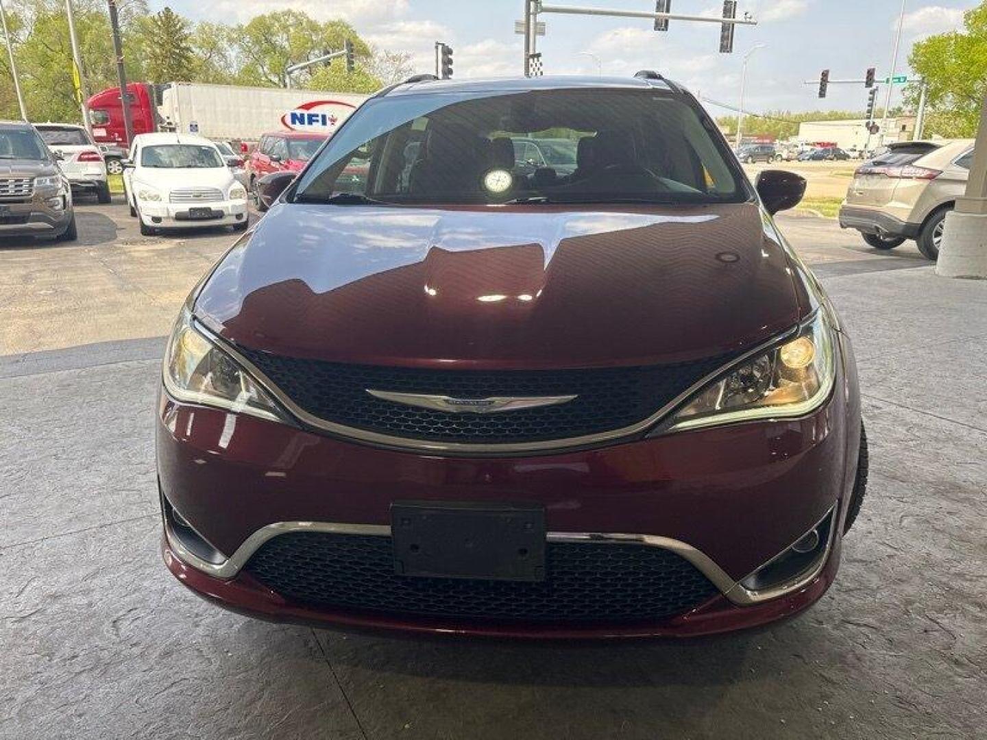 2018 Velvet Red Pearl Coat Chrysler Pacifica Touring L Plus (2C4RC1EG8JR) with an Pentastar 3.6L V6 287hp 262ft. lbs. engine, Automatic transmission, located at 25355 Eames Street, Channahon, IL, 60410, (815) 467-1807, 41.429108, -88.228432 - Photo#8