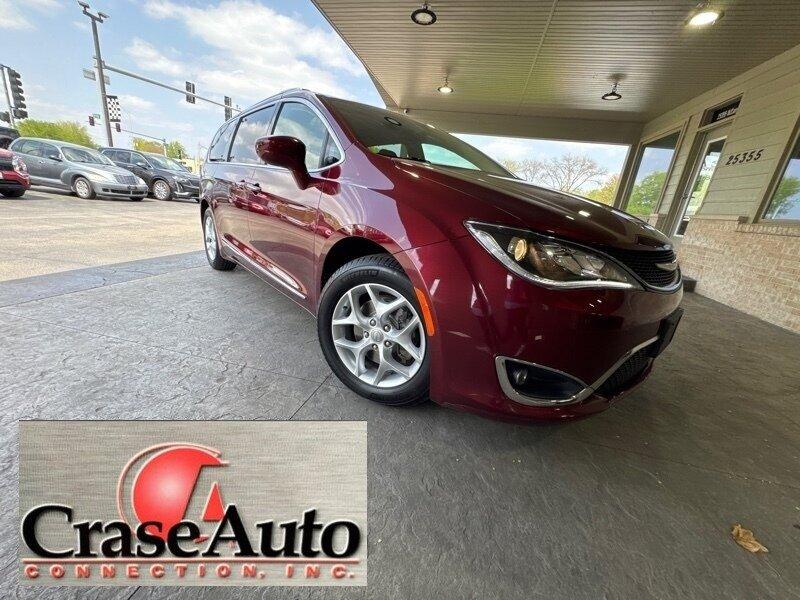 photo of 2018 Chrysler Pacifica Touring L Plus 