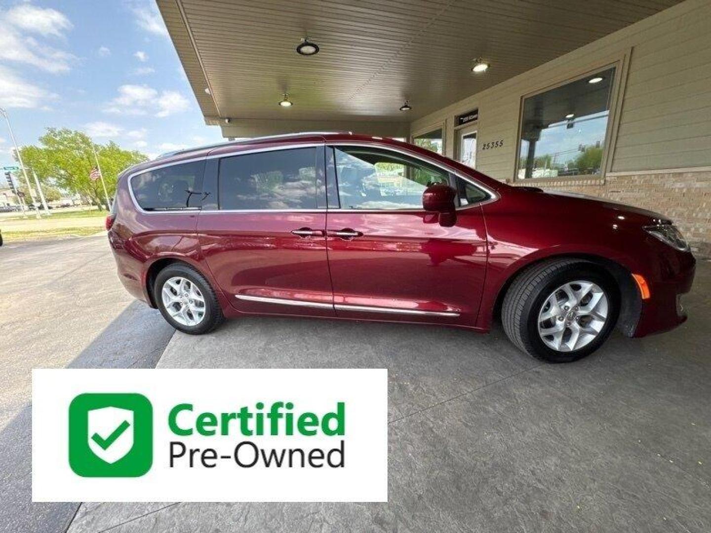 2018 Velvet Red Pearl Coat Chrysler Pacifica Touring L Plus (2C4RC1EG8JR) with an Pentastar 3.6L V6 287hp 262ft. lbs. engine, Automatic transmission, located at 25355 Eames Street, Channahon, IL, 60410, (815) 467-1807, 41.429108, -88.228432 - Photo#2