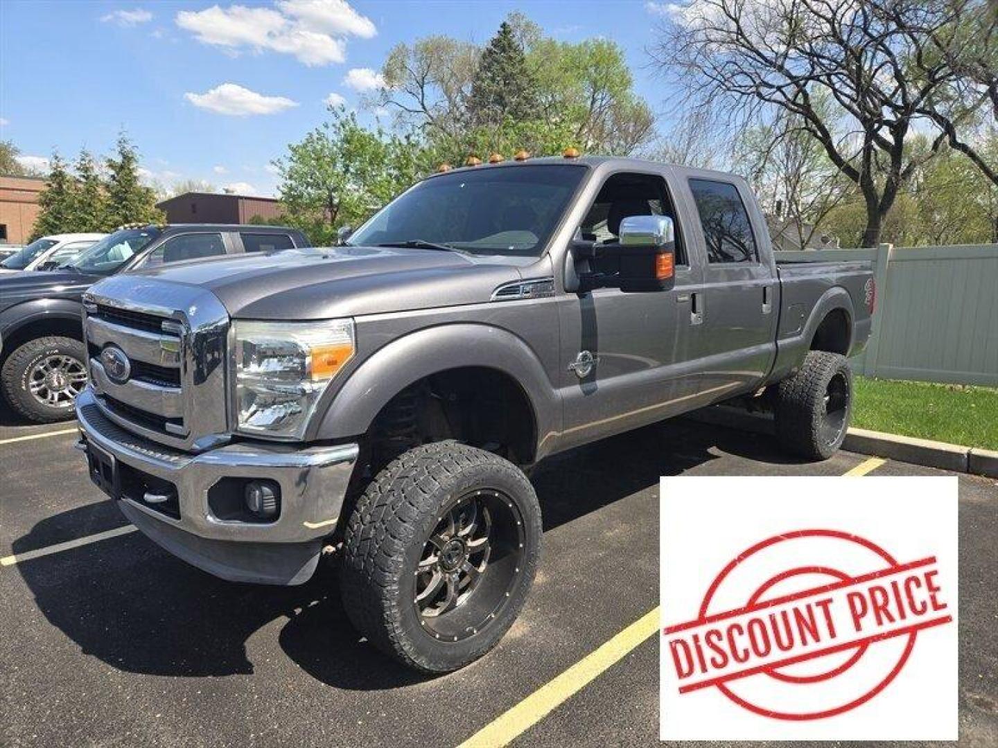 2011 Sterling Grey Metallic Ford F-250 XLT (1FT7W2BT4BE) with an Power Stroke 6.7L Biodiesel Turbo V8 400hp 800ft. engine, Automatic transmission, located at 25355 Eames Street, Channahon, IL, 60410, (815) 467-1807, 41.429108, -88.228432 - ** LOCAL TRADE IN, AS-IS, LIFTED, TUNED, DELETED, BODY IS SOLID, BED IS RUSTY. ** This 2011 Ford F-250 XLT comes equipped with a powerful Power Stroke 6.7L Biodiesel Turbo V8 engine that delivers 400hp and 800ft of torque. The exterior is finished in a sleek Sterling Grey Metallic, complemented by a - Photo#15