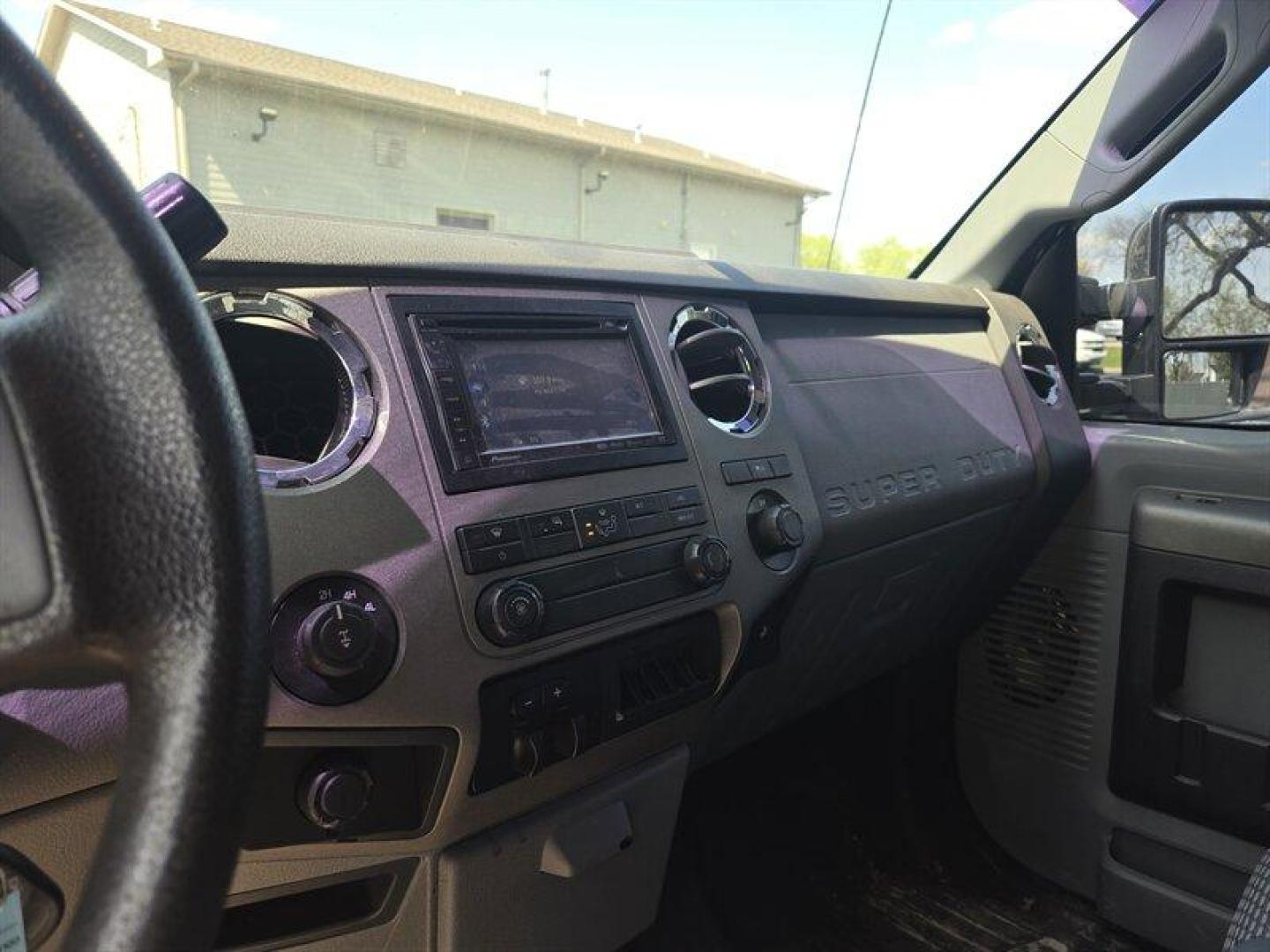 2011 Sterling Grey Metallic Ford F-250 XLT (1FT7W2BT4BE) with an Power Stroke 6.7L Biodiesel Turbo V8 400hp 800ft. engine, Automatic transmission, located at 25355 Eames Street, Channahon, IL, 60410, (815) 467-1807, 41.429108, -88.228432 - ** LOCAL TRADE IN, AS-IS, LIFTED, TUNED, DELETED, BODY IS SOLID, BED IS RUSTY. ** This 2011 Ford F-250 XLT comes equipped with a powerful Power Stroke 6.7L Biodiesel Turbo V8 engine that delivers 400hp and 800ft of torque. The exterior is finished in a sleek Sterling Grey Metallic, complemented by a - Photo#7