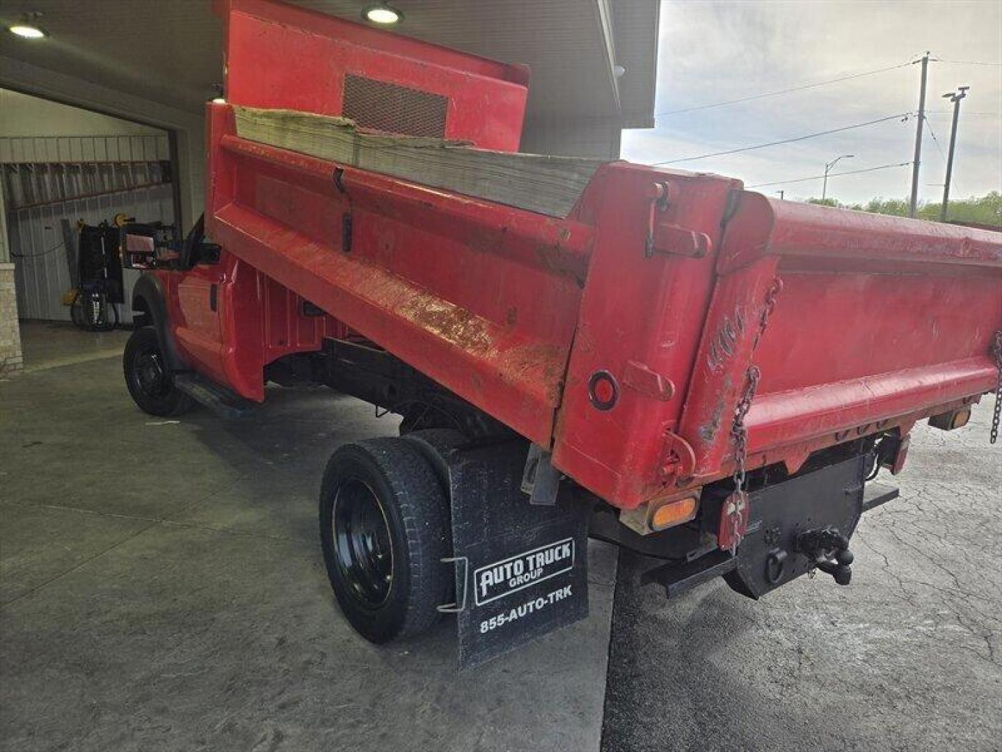 2016 Red Ford F-450 XL DRW (1FDTF4HY6GE) with an 6.8 engine, located at 25355 Eames Street, Channahon, IL, 60410, (815) 467-1807, 41.429108, -88.228432 - ** 11 FOOT DURACLASS DUMP BODY WITH PTO, BOX HAS RUST BUT FUNCTIONS FINE, SAFETY INSPECTED BUT NOT SERVICED. NEEDS BRAKES, END LINKS, AND MISC ODDS AND ENDS. PRICED TO MOVE. ** This 2016 Ford F-450 comes equipped with a robust 6.8-liter engine that ensures powerful performance for all your towing a - Photo#8