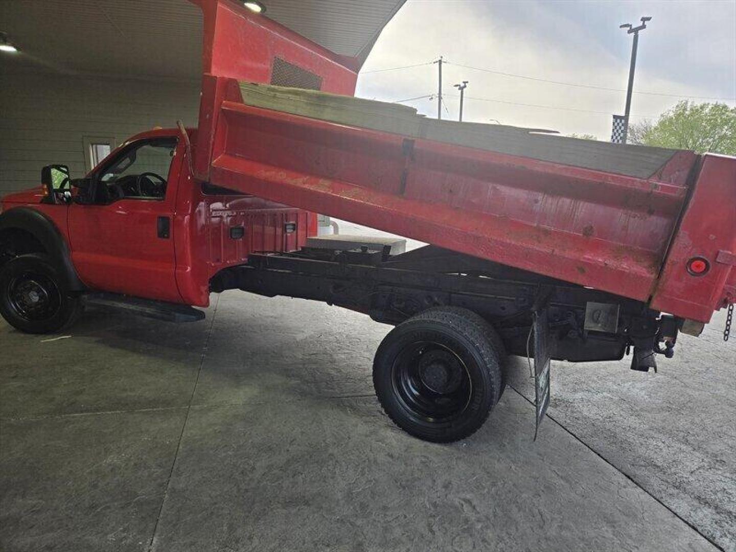 2016 Red Ford F-450 XL DRW (1FDTF4HY6GE) with an 6.8 engine, located at 25355 Eames Street, Channahon, IL, 60410, (815) 467-1807, 41.429108, -88.228432 - ** 11 FOOT DURACLASS DUMP BODY WITH PTO, BOX HAS RUST BUT FUNCTIONS FINE, SAFETY INSPECTED BUT NOT SERVICED. NEEDS BRAKES, END LINKS, AND MISC ODDS AND ENDS. PRICED TO MOVE. ** This 2016 Ford F-450 comes equipped with a robust 6.8-liter engine that ensures powerful performance for all your towing a - Photo#9