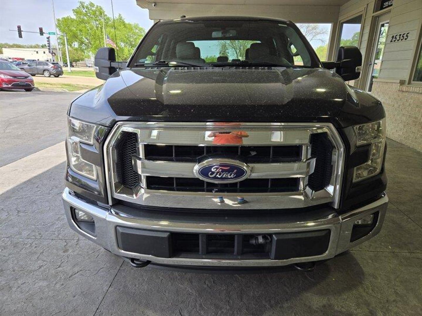 2016 Shadow Black/Magnetic Ford F-150 XLT (1FTFW1EGXGK) with an EcoBoost 3.5L Twin Turbo V6 365hp 420ft. lbs. engine, Automatic transmission, located at 25355 Eames Street, Channahon, IL, 60410, (815) 467-1807, 41.429108, -88.228432 - Introducing the impressive 2016 Ford F-150 XLT, a powerhouse on wheels! This beast is equipped with a mighty EcoBoost 3.5L Twin Turbo V6 engine, boasting 365hp and 420ft. lbs. of torque for a thrilling ride every time. With just under 98,000 miles on the odometer, averaging less than 10,000 miles pe - Photo#7