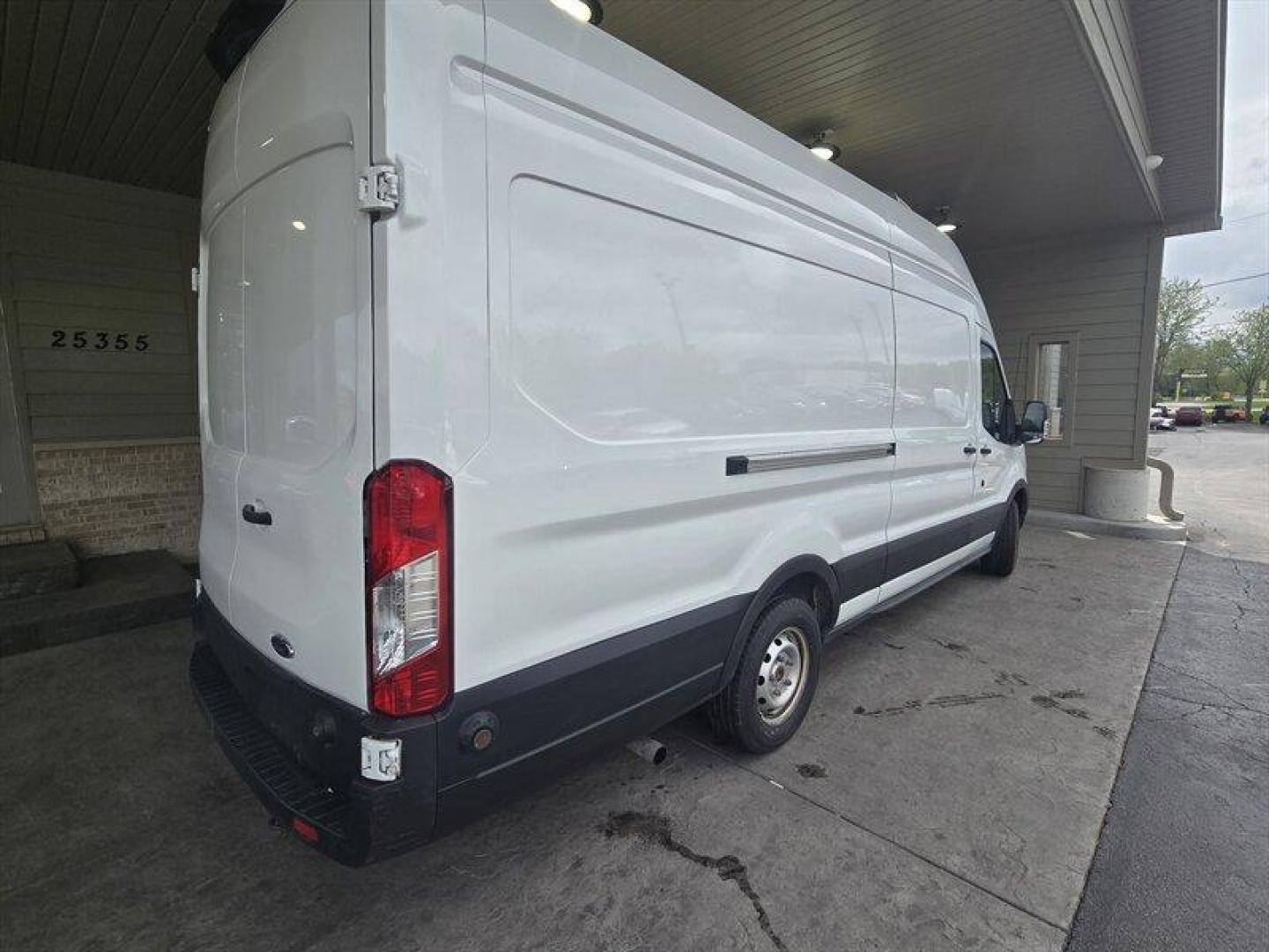 2020 Oxford White Ford Transit (1FTBW3X85LK) with an 3.5L Flex Fuel V6 275hp 262ft. lbs. engine, Automatic transmission, located at 25355 Eames Street, Channahon, IL, 60410, (815) 467-1807, 41.429108, -88.228432 - ** 148 INCH WHEELBASE, EXTENDED, HIGH ROOF, WITH A THERMO KING V-300 REEFER UNIT. ** This 2020 Ford Transit 350 is equipped with a powerful 3.5L Flex Fuel V6 engine delivering 275hp and 262ft. lbs. of torque. The exterior is coated in a sleek Oxford White while the interior boasts a sophisticated Eb - Photo#3