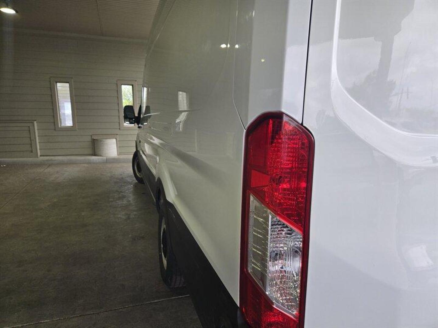 2020 Oxford White Ford Transit (1FTBW3X85LK) with an 3.5L Flex Fuel V6 275hp 262ft. lbs. engine, Automatic transmission, located at 25355 Eames Street, Channahon, IL, 60410, (815) 467-1807, 41.429108, -88.228432 - ** 148 INCH WHEELBASE, EXTENDED, HIGH ROOF, WITH A THERMO KING V-300 REEFER UNIT. ** This 2020 Ford Transit 350 is equipped with a powerful 3.5L Flex Fuel V6 engine delivering 275hp and 262ft. lbs. of torque. The exterior is coated in a sleek Oxford White while the interior boasts a sophisticated Eb - Photo#10