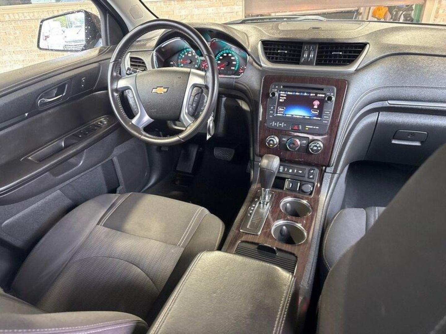 2017 Mosaic Black Metallic Chevrolet Traverse LT 1LT (1GNKVGKD3HJ) with an 3.6L V6 281hp 266ft. lbs. engine, Automatic transmission, located at 25355 Eames Street, Channahon, IL, 60410, (815) 467-1807, 41.429108, -88.228432 - Introducing the impressive 2017 Chevrolet Traverse LT! This sleek SUV is equipped with a powerful 3.6L V6 engine that delivers a robust 281hp and 266ft. lbs. of torque, ensuring a smooth and exhilarating driving experience every time you hit the road. With a fuel efficiency of 15 MPG in the city and - Photo#19