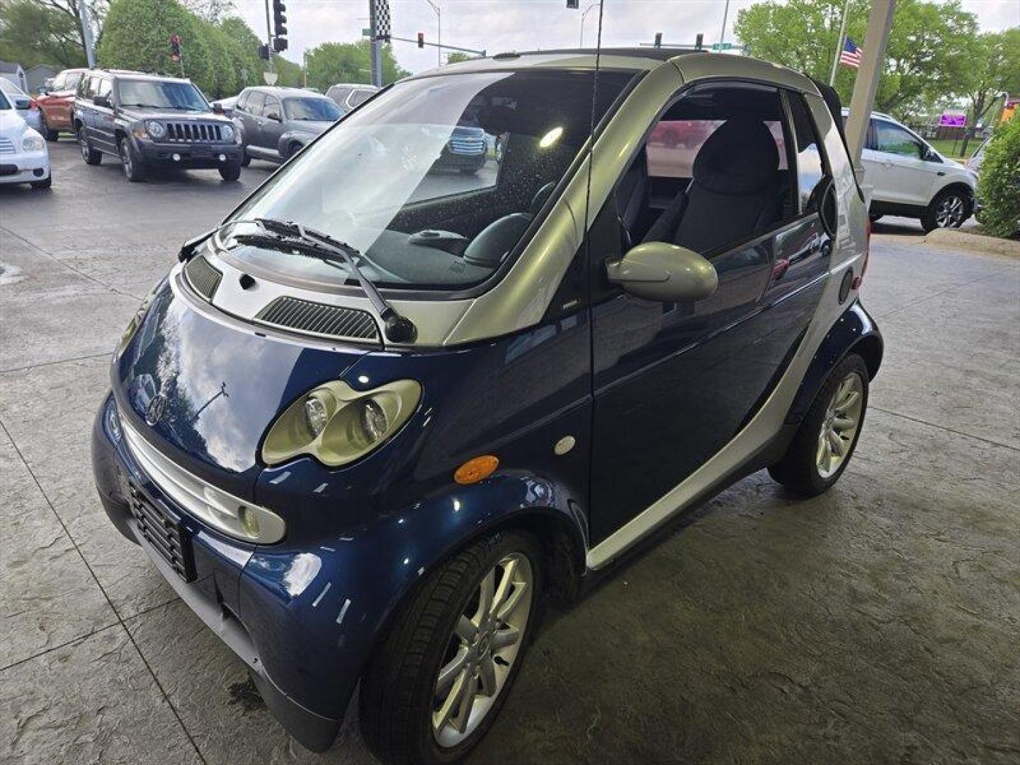 2006 Blue Mercedes-Benz Smart Car PASSION CONVERTIBLE (WME4504321J) , located at 25355 Eames Street, Channahon, IL, 60410, (815) 467-1807, 41.429108, -88.228432 - Looking for a car that's as smart as you are? Check out this 2006 Mercedes-Benz Smart Car PASSION CONVERTIBLE - the perfect blend of style and efficiency! This little cutie comes with a clean CARFAX report, so you can rest easy knowing it's been well taken care of. - Photo#7