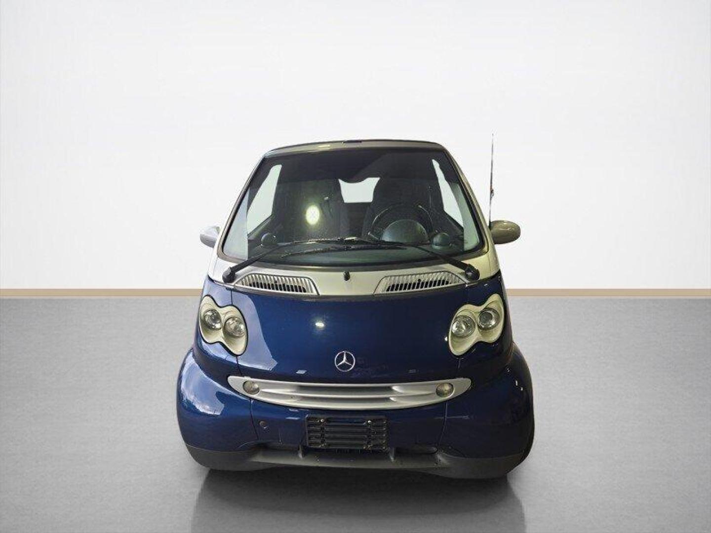 2006 Blue Mercedes-Benz Smart Car PASSION CONVERTIBLE (WME4504321J) , located at 25355 Eames Street, Channahon, IL, 60410, (815) 467-1807, 41.429108, -88.228432 - Looking for a car that's as smart as you are? Check out this 2006 Mercedes-Benz Smart Car PASSION CONVERTIBLE - the perfect blend of style and efficiency! This little cutie comes with a clean CARFAX report, so you can rest easy knowing it's been well taken care of. - Photo#7