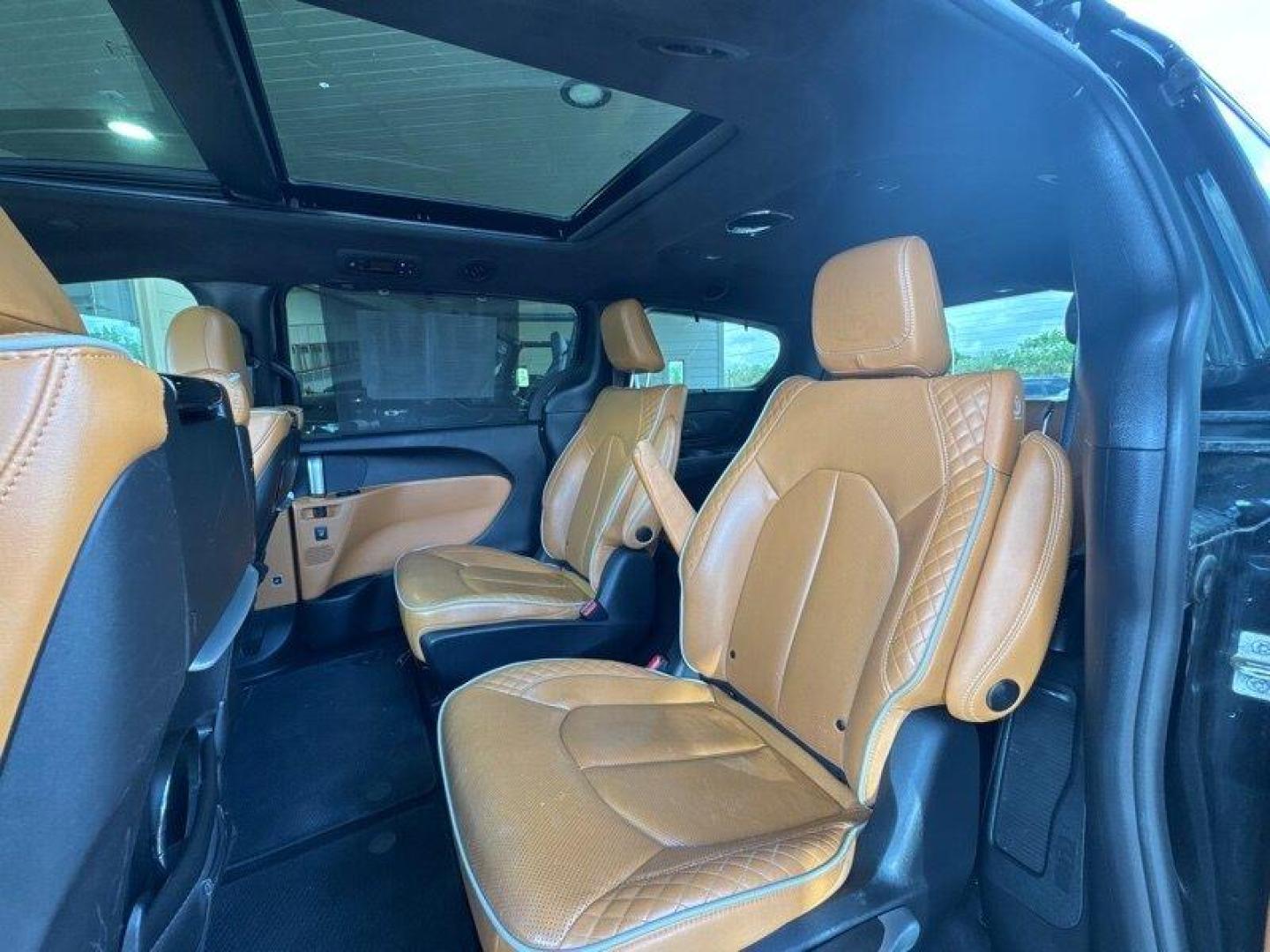 2021 Brilliant Black Crystal Pearl Coat Chrysler Pacifica Pinnacle (2C4RC3PG6MR) with an Pentastar 3.6L V6 287hp 262ft. lbs. engine, Automatic transmission, located at 25355 Eames Street, Channahon, IL, 60410, (815) 467-1807, 41.429108, -88.228432 - Introducing the 2021 Chrysler Pacifica Pinnacle, a powerhouse on wheels ready to conquer the roads with its Pentastar 3.6L V6 engine delivering a robust 287hp and 262ft. lbs. of torque. This beast is built to dominate every drive, whether you're cruising through the city streets or hitting the open - Photo#13