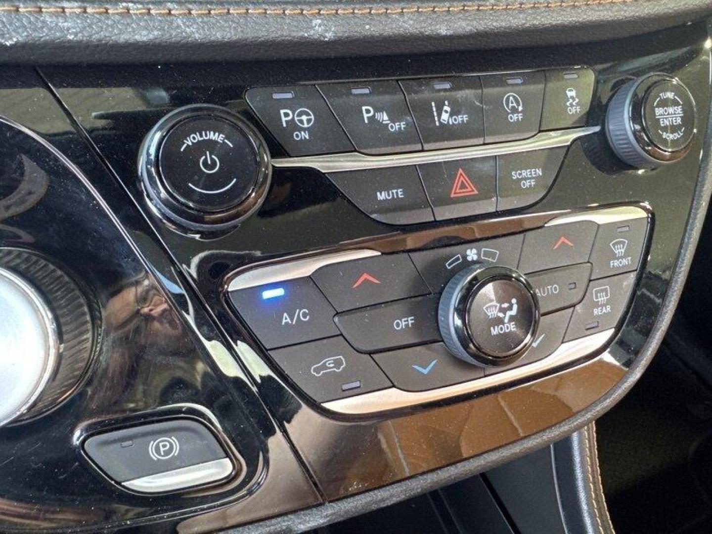 2021 Brilliant Black Crystal Pearl Coat Chrysler Pacifica Pinnacle (2C4RC3PG6MR) with an Pentastar 3.6L V6 287hp 262ft. lbs. engine, Automatic transmission, located at 25355 Eames Street, Channahon, IL, 60410, (815) 467-1807, 41.429108, -88.228432 - Introducing the 2021 Chrysler Pacifica Pinnacle, a powerhouse on wheels ready to conquer the roads with its Pentastar 3.6L V6 engine delivering a robust 287hp and 262ft. lbs. of torque. This beast is built to dominate every drive, whether you're cruising through the city streets or hitting the open - Photo#22