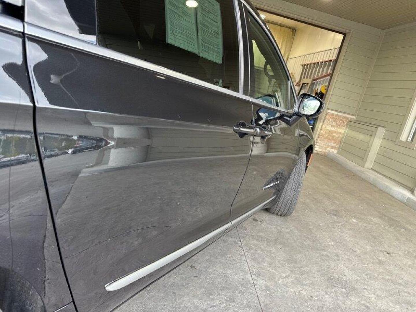 2021 Brilliant Black Crystal Pearl Coat Chrysler Pacifica Pinnacle (2C4RC3PG6MR) with an Pentastar 3.6L V6 287hp 262ft. lbs. engine, Automatic transmission, located at 25355 Eames Street, Channahon, IL, 60410, (815) 467-1807, 41.429108, -88.228432 - Introducing the 2021 Chrysler Pacifica Pinnacle, a powerhouse on wheels ready to conquer the roads with its Pentastar 3.6L V6 engine delivering a robust 287hp and 262ft. lbs. of torque. This beast is built to dominate every drive, whether you're cruising through the city streets or hitting the open - Photo#10