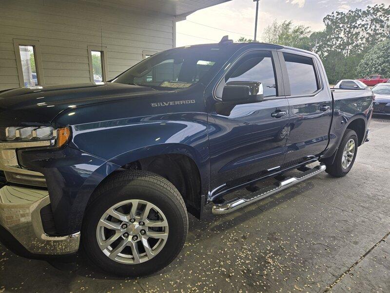 photo of 2020 Chevrolet Silverado 1500 LT 