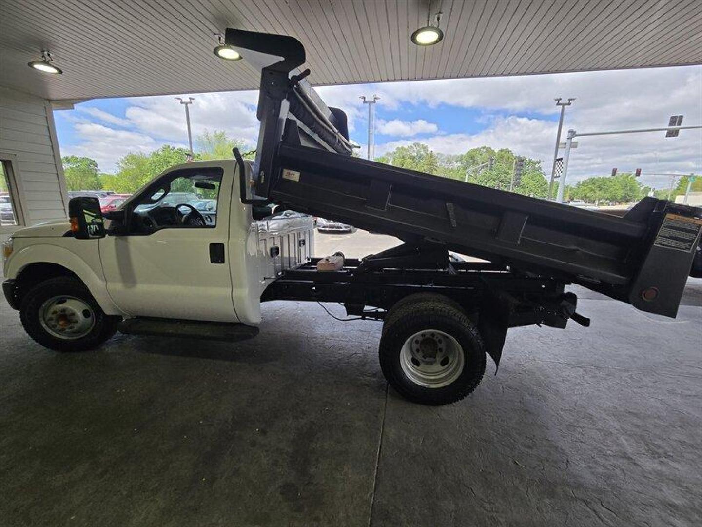 2016 White Ford F-350 XL DRW (1FDRF3G62GE) with an 6.2L Flex Fuel V8 385hp 405ft. lbs. engine, Automatic transmission, located at 25355 Eames Street, Channahon, IL, 60410, (815) 467-1807, 41.429108, -88.228432 - ** 9 FOOT RUGBY DUMP BODY, FULLY SERVICED AND READY TO WORK. **This 2016 Ford F-350 Super Duty XL is a robust truck designed to handle tough tasks with ease. Powered by a 6.2L Flex Fuel V8 engine delivering 385hp and 405ft. lbs. of torque, this truck is ready for any challenge. The exterior is a cri - Photo#7