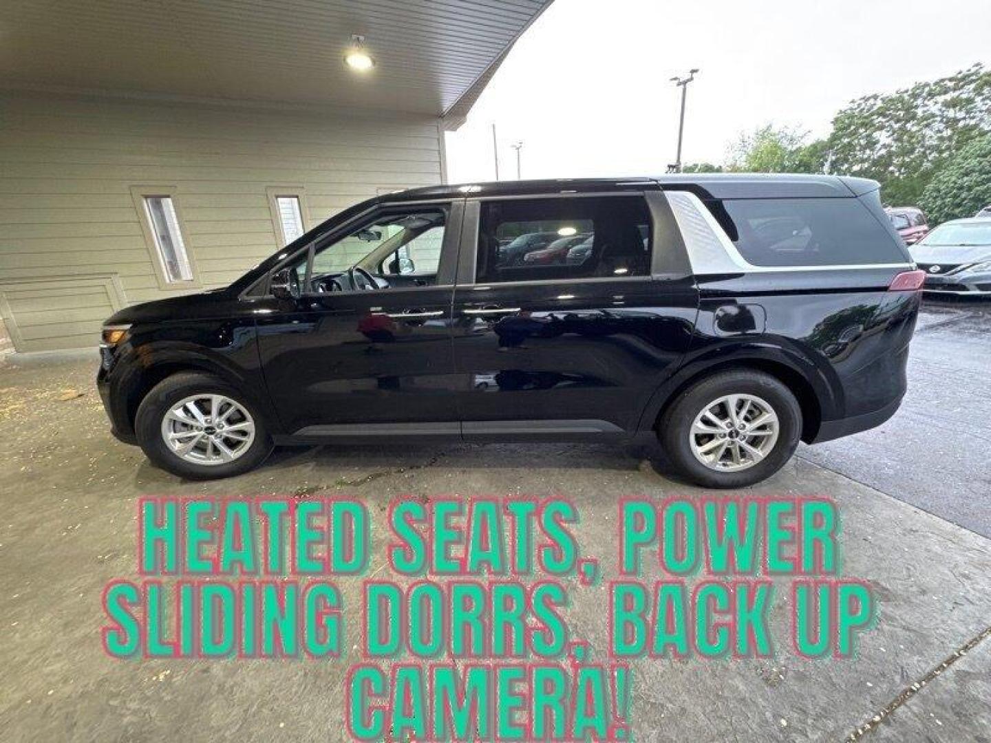 2024 Black Kia Carnival LX (KNDNB4H39R6) with an 3.5L V6 290hp 262ft. lbs. engine, Automatic transmission, located at 25355 Eames Street, Channahon, IL, 60410, (815) 467-1807, 41.429108, -88.228432 - Photo#5