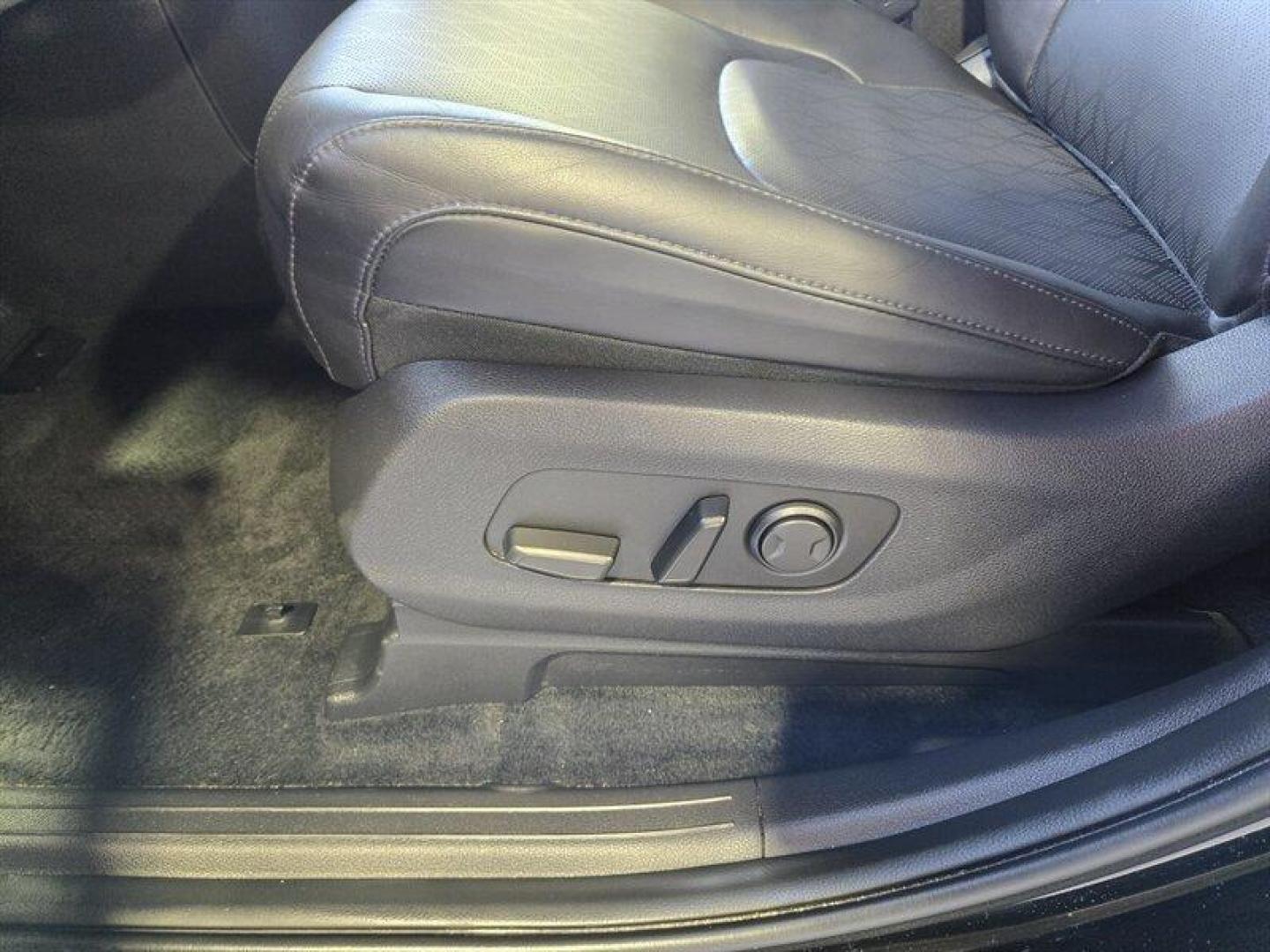 2024 Black Kia Carnival LX (KNDNB4H39R6) with an 3.5L V6 290hp 262ft. lbs. engine, Automatic transmission, located at 25355 Eames Street, Channahon, IL, 60410, (815) 467-1807, 41.429108, -88.228432 - Photo#12