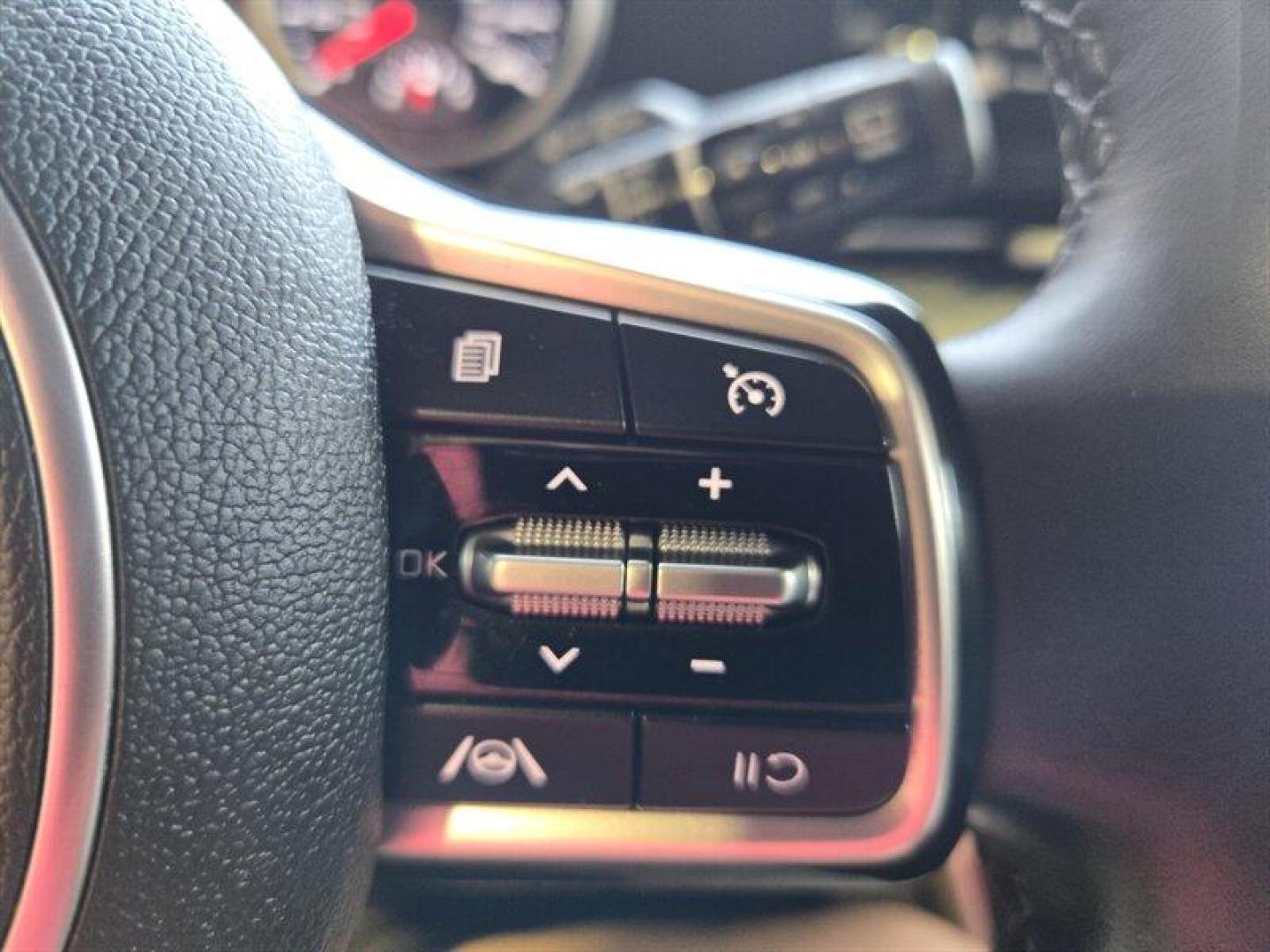 2024 Black Kia Carnival LX (KNDNB4H39R6) with an 3.5L V6 290hp 262ft. lbs. engine, Automatic transmission, located at 25355 Eames Street, Channahon, IL, 60410, (815) 467-1807, 41.429108, -88.228432 - Photo#15